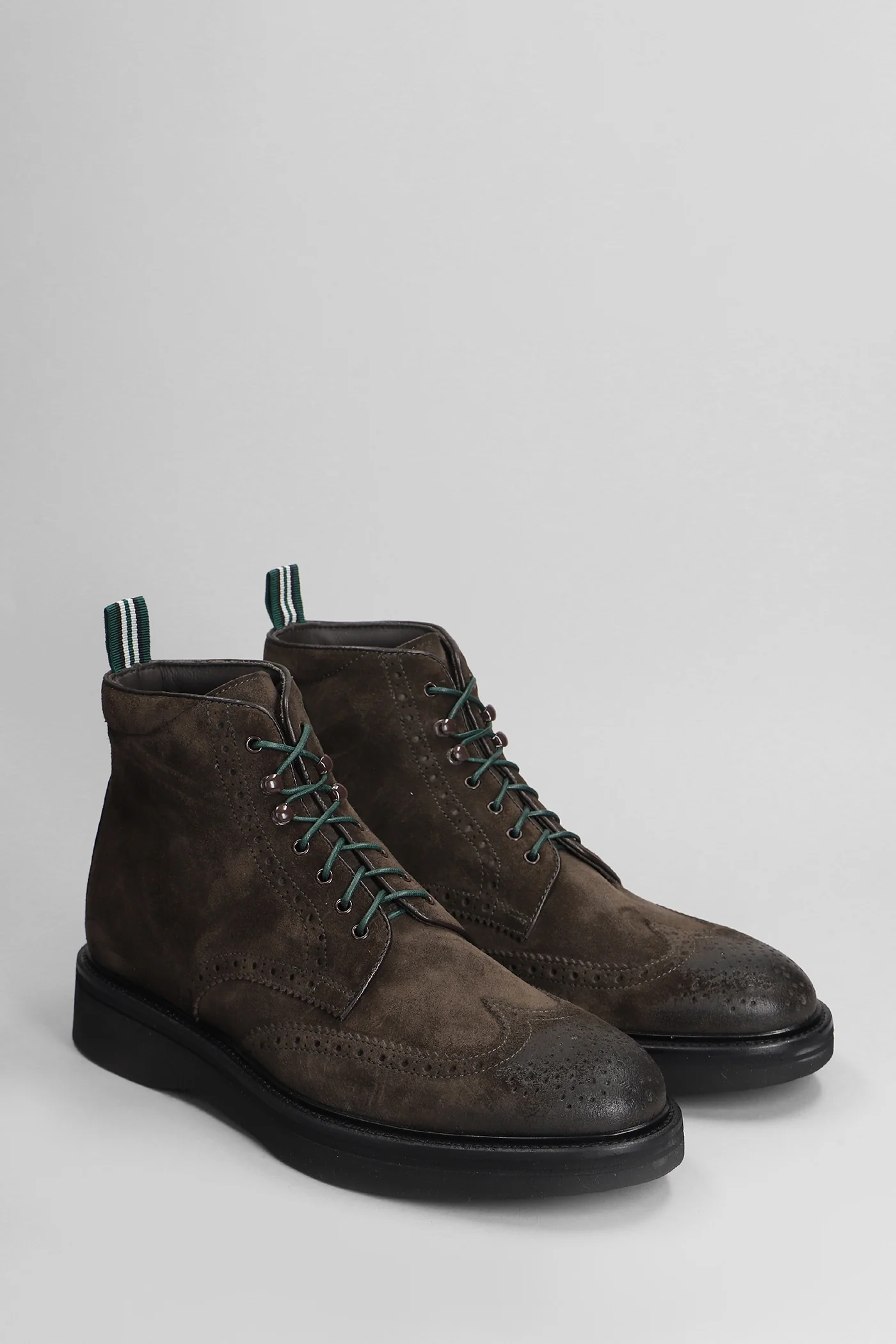 Lace up shoes in brown suede - Image 2