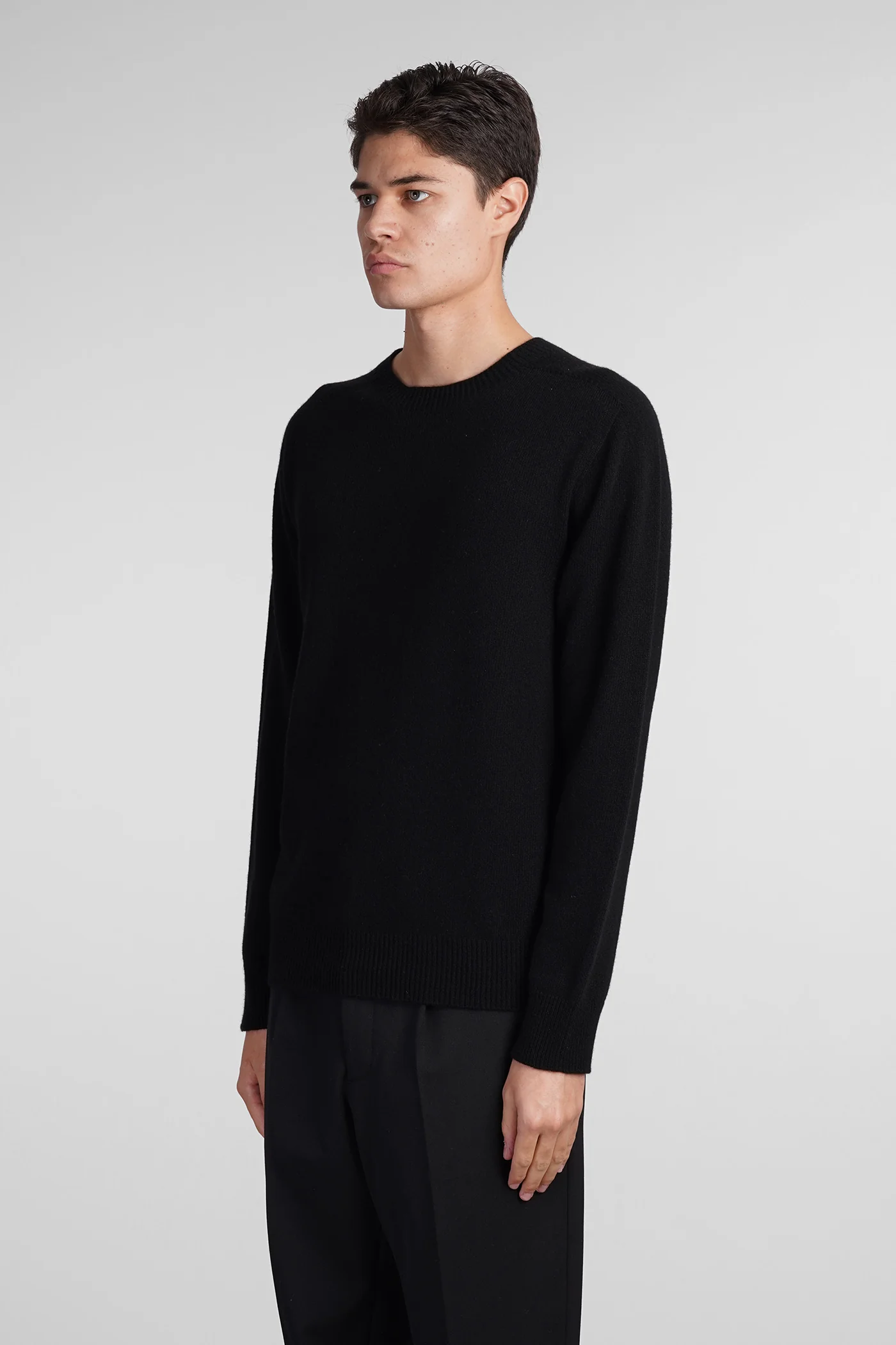 Knitwear in black cashmere - Image 4