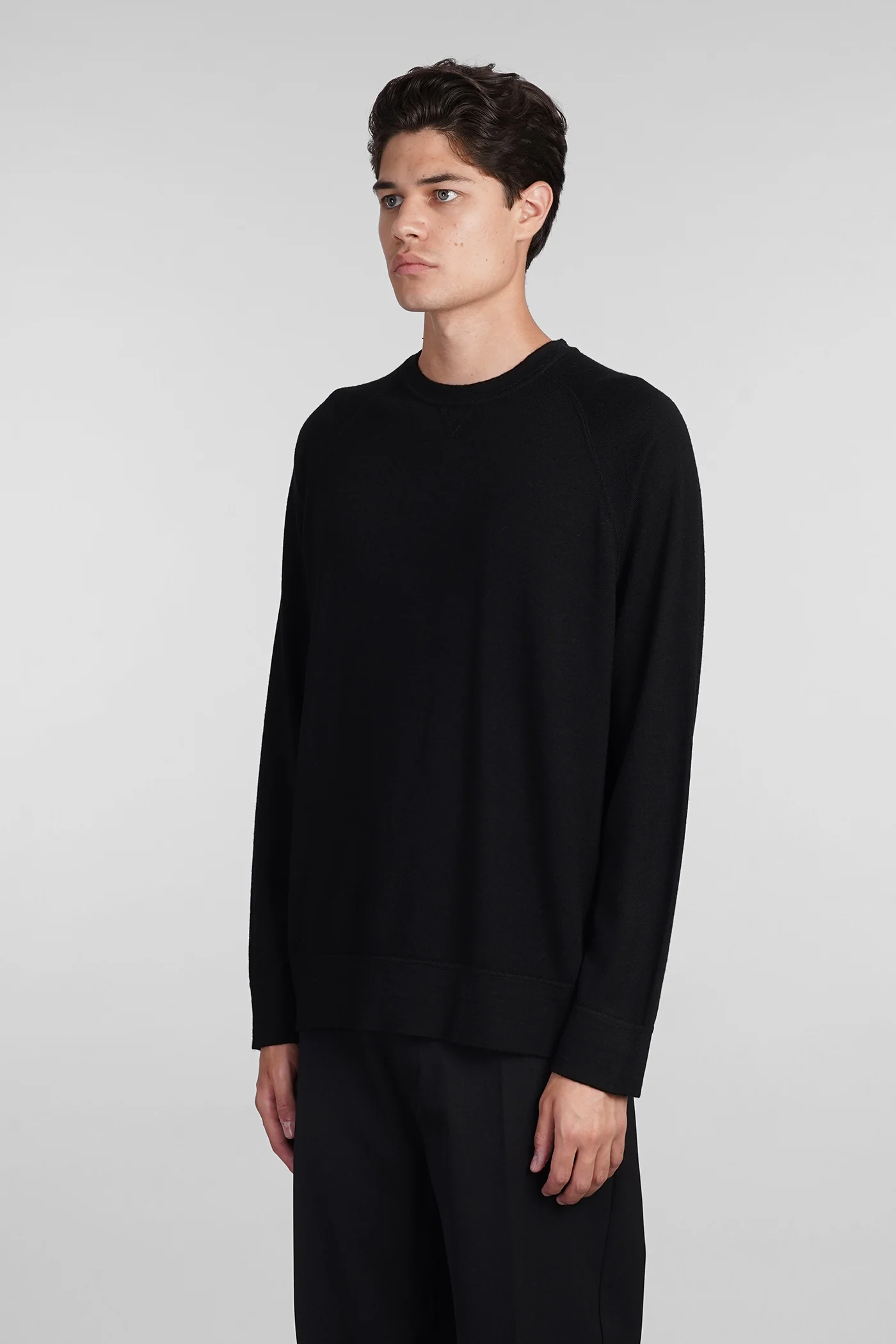 Knitwear in black wool - Image 4