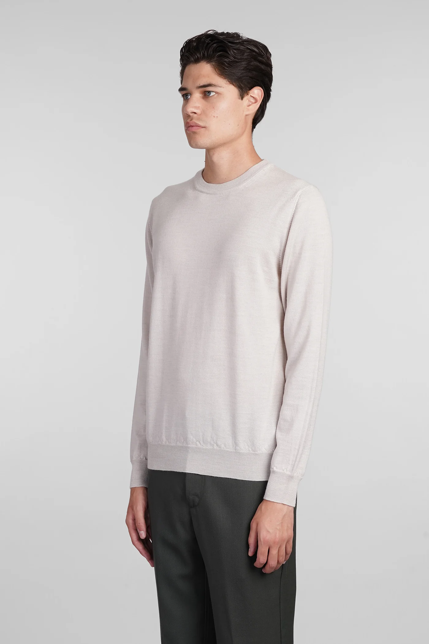 Knitwear in black wool - Image 4