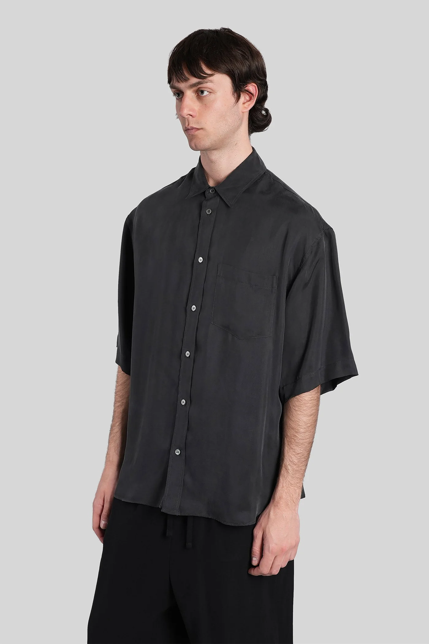 Shorts in black viscose - Image 4