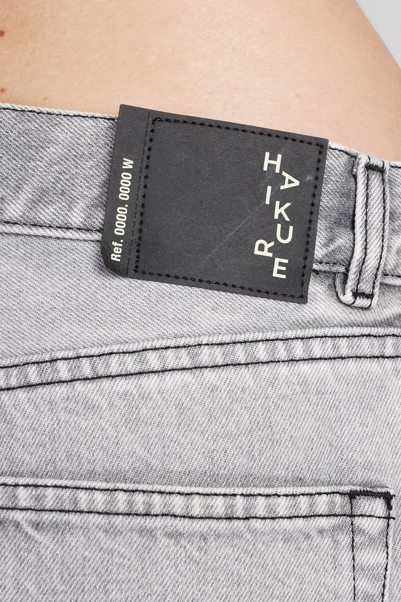 Bethany Jeans in grey cotton - Image 5