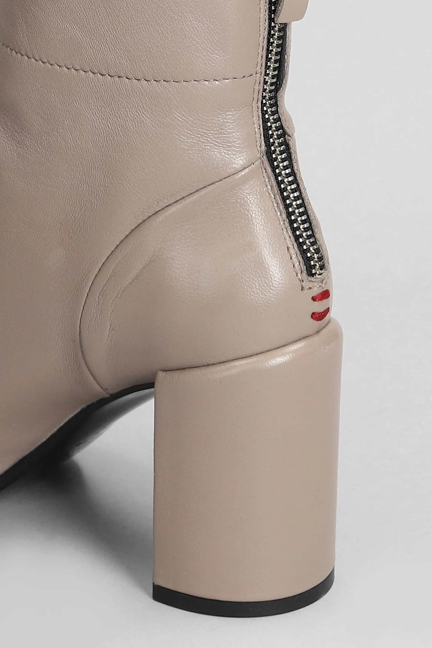 Baron High heels Ankle boots in taupe leather - Image 5