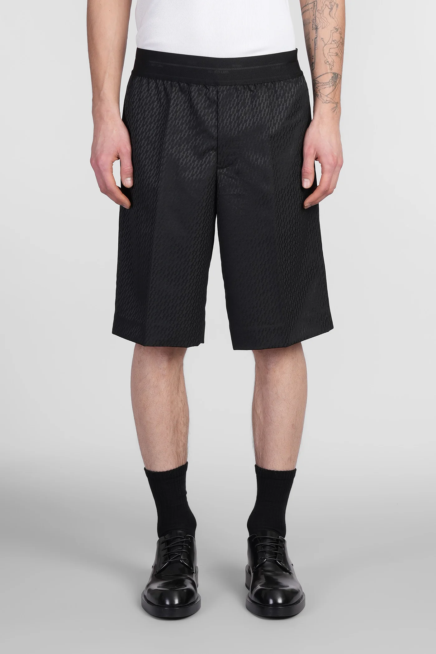 Shorts in black polyester