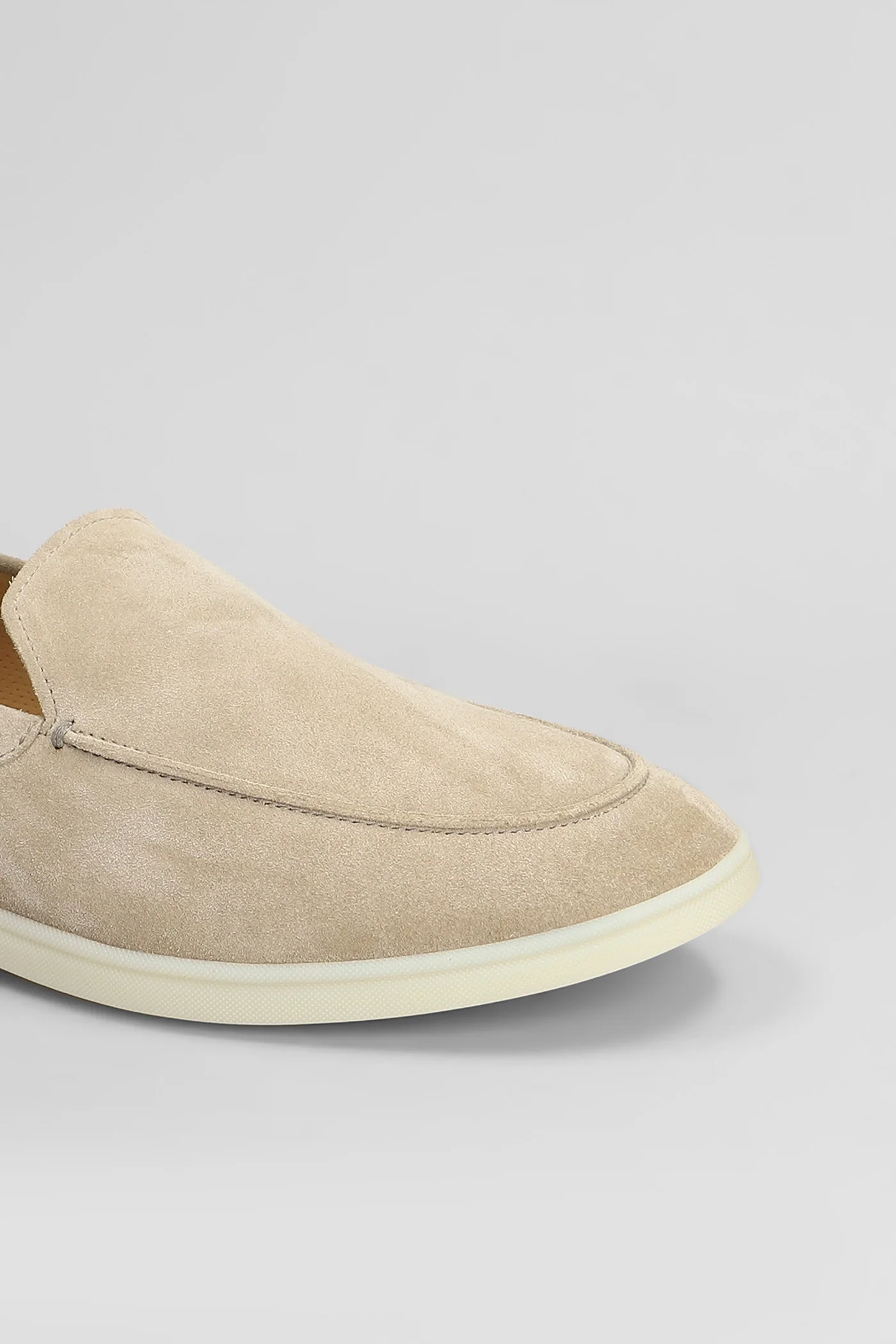Loafers in beige suede - Image 5
