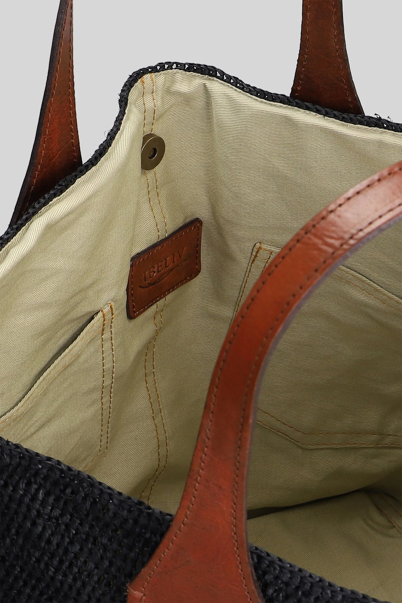 Tokyo ll Tote in black raffia - Image 12