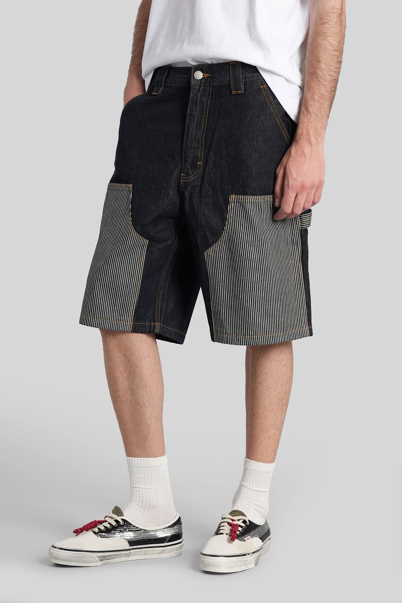 Shorts in blue denim - Image 4