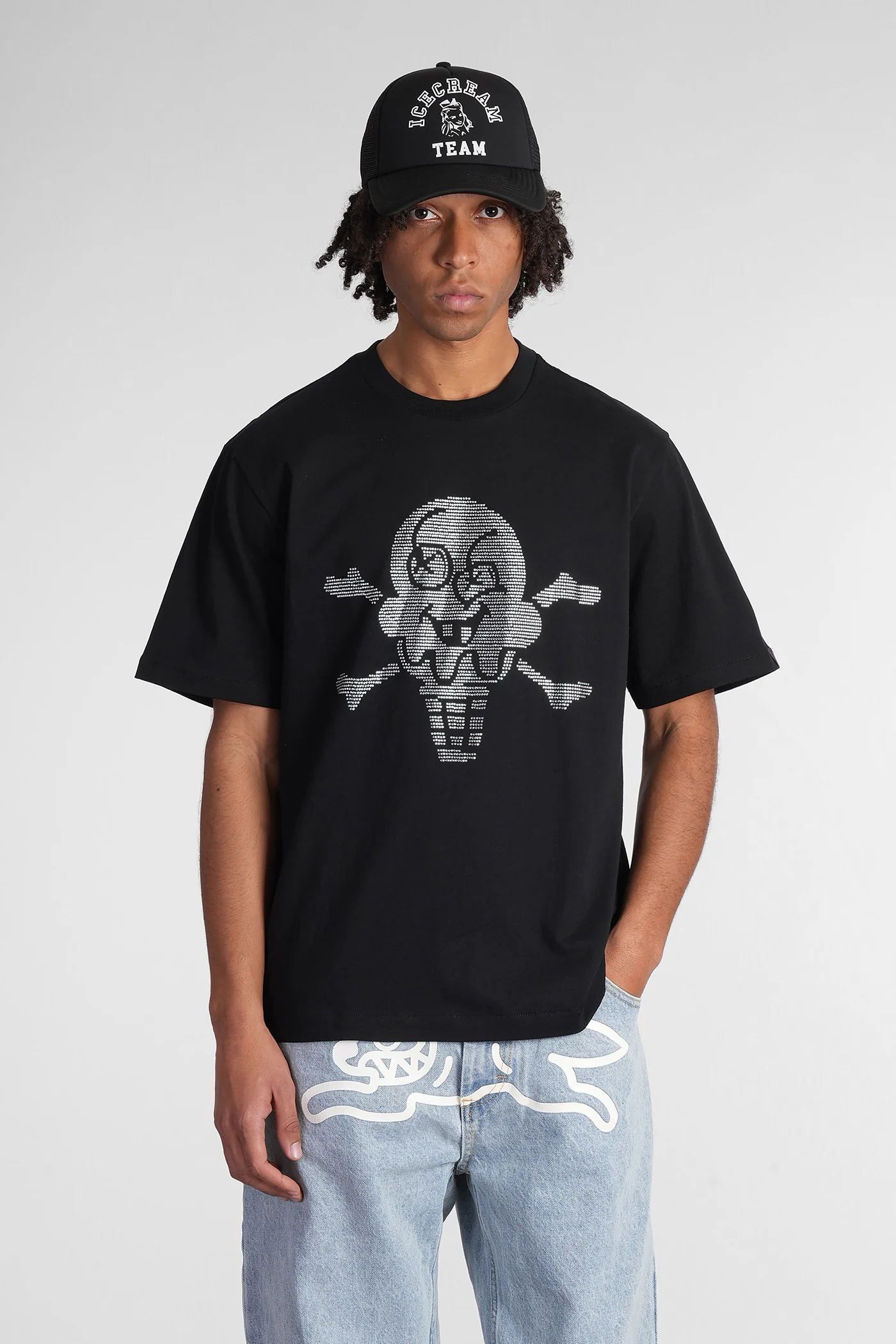T-Shirt in black cotton
