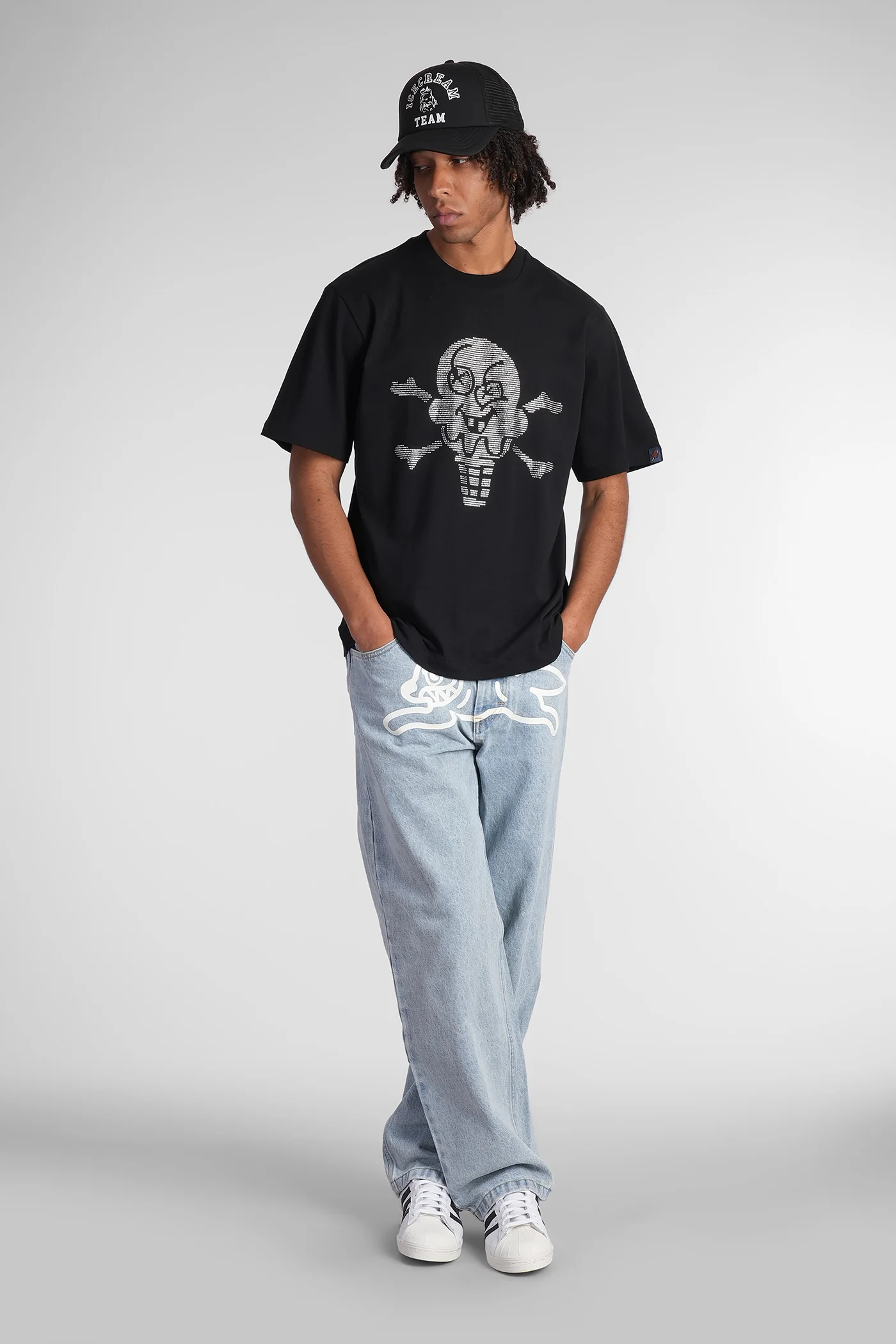 T-Shirt in black cotton - Image 2