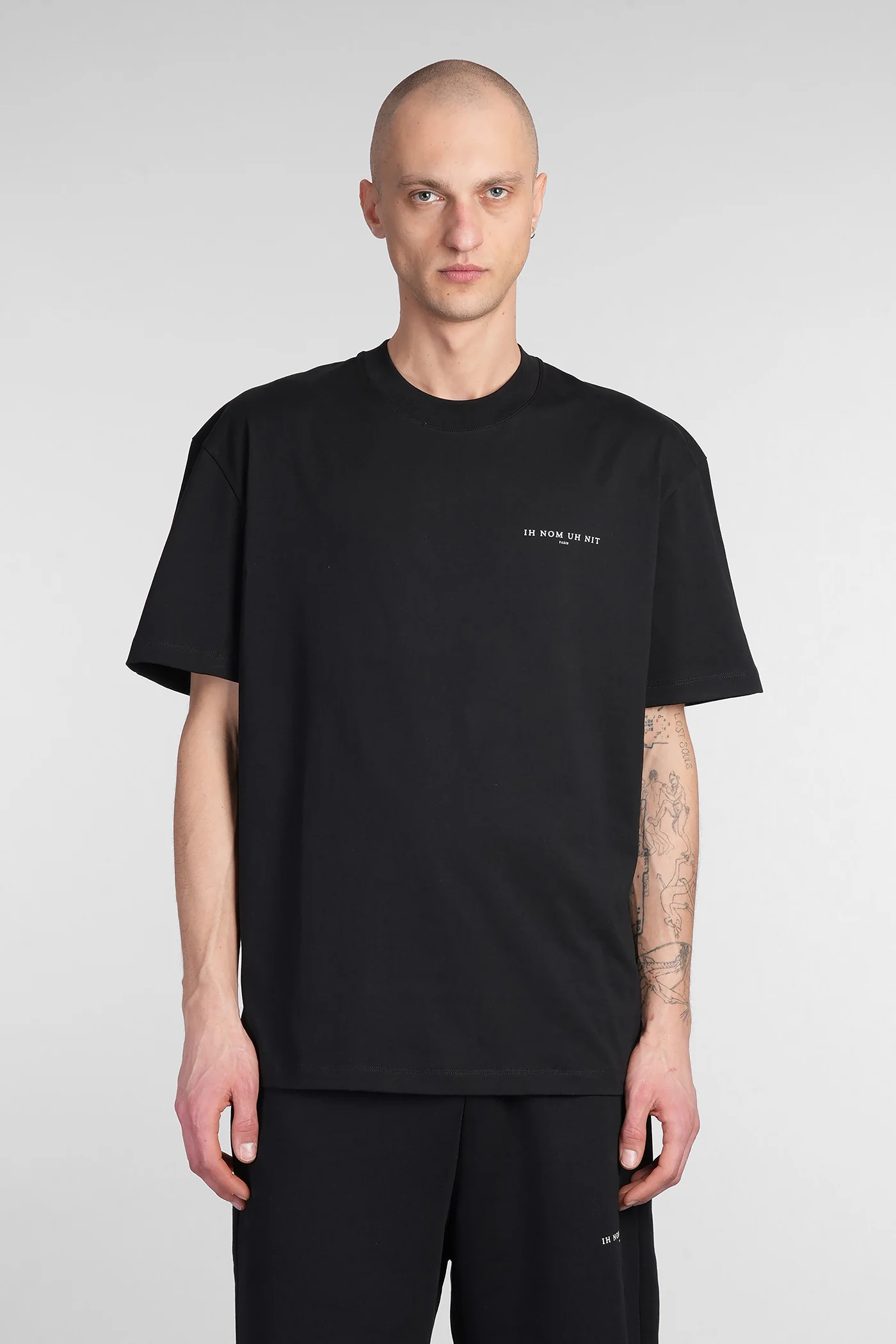 T-Shirt in black cotton