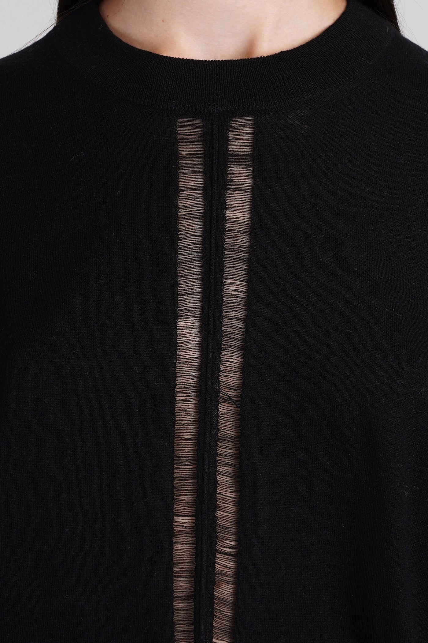 Lova Knitwear in black silk - Image 5