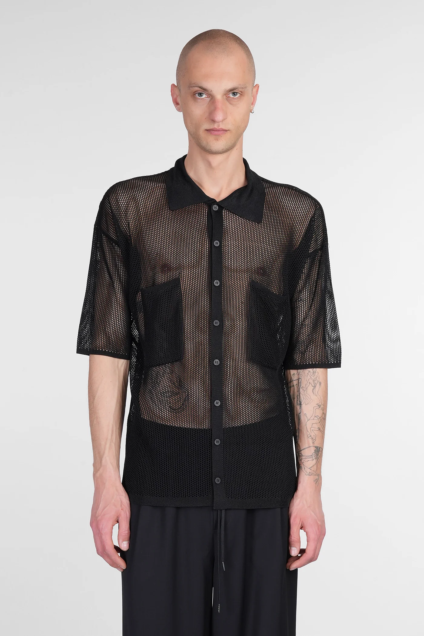 Shirt in black viscose