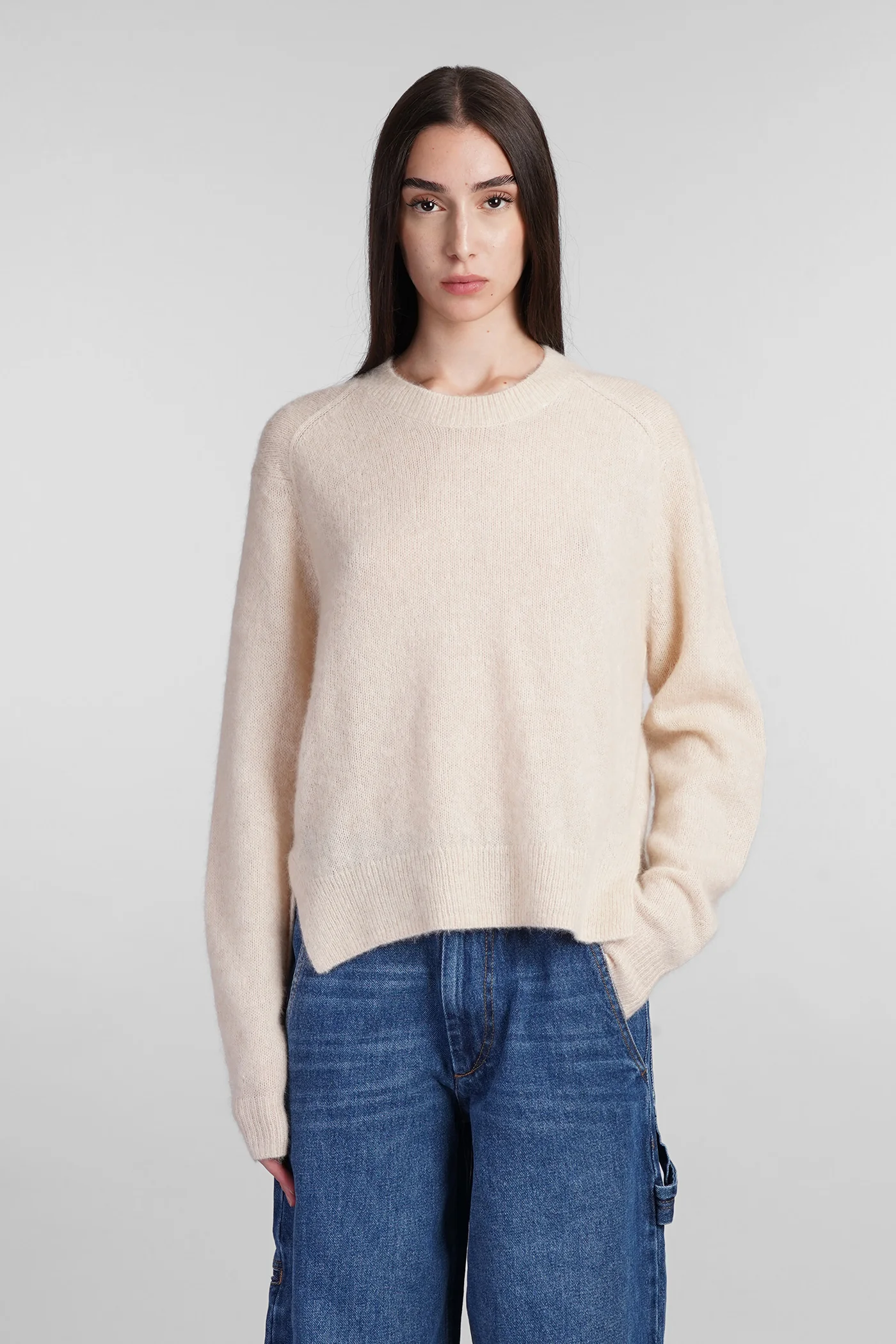 Lylia Knitwear in beige wool