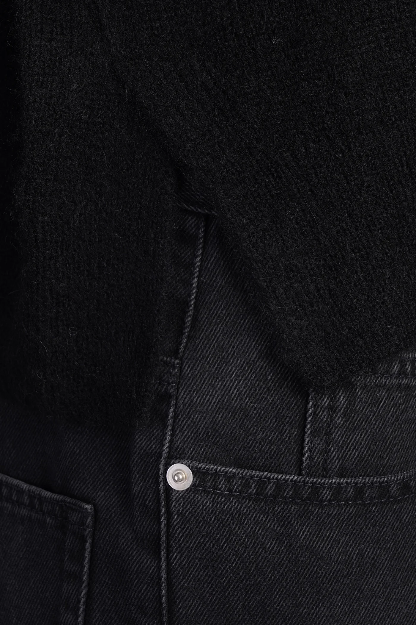 Lylia Knitwear in black wool - Image 5
