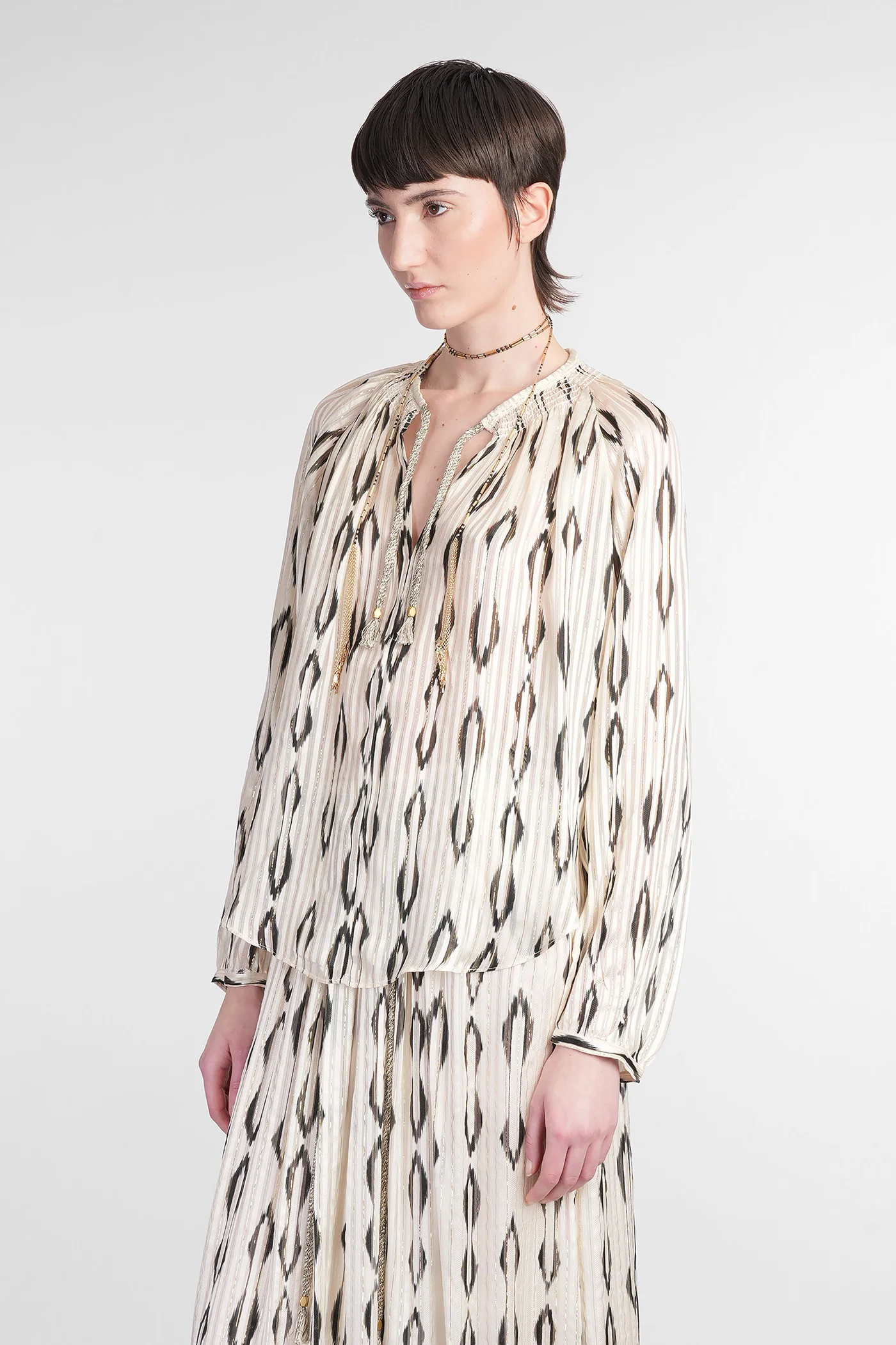 Syra Blouse in beige silk - Image 4