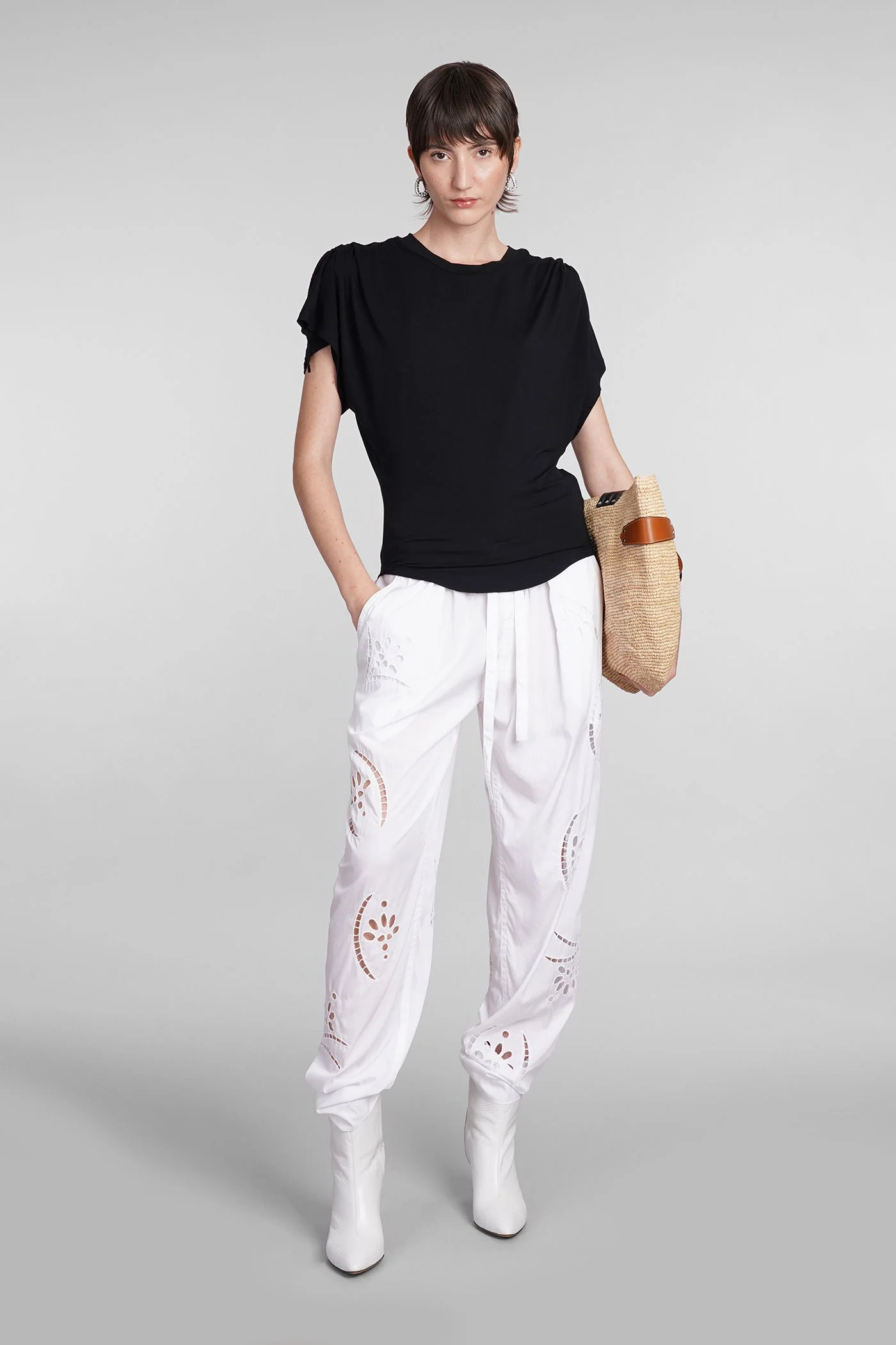 Zola T-Shirt in black Modal - Image 2