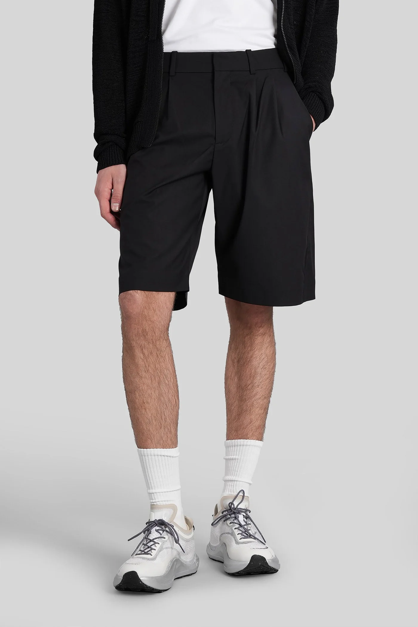 Mitre short Shorts in black polyester
