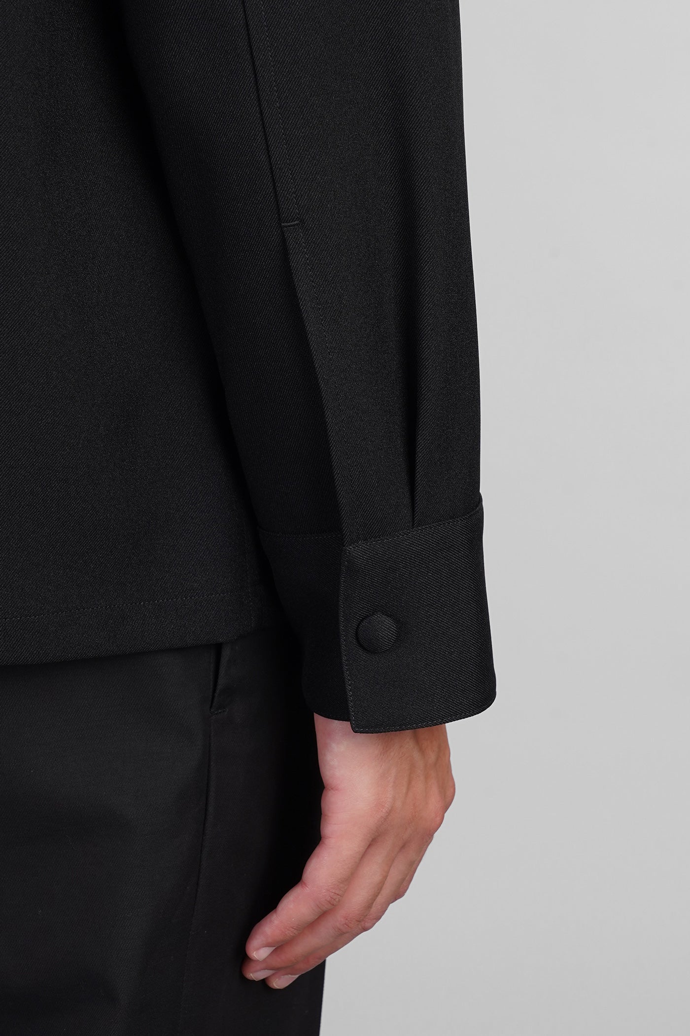in black polyester - Image 5