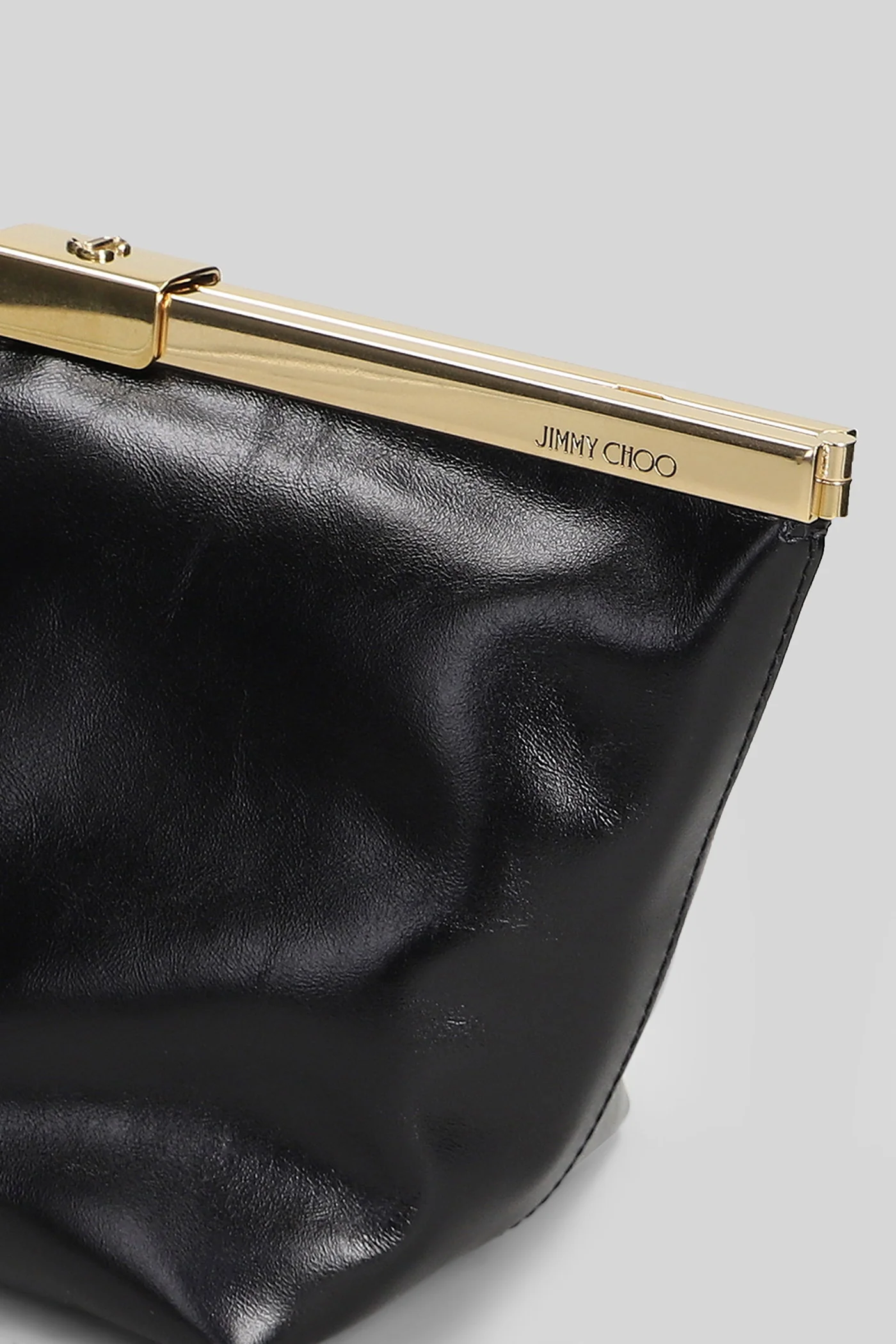 Ganache Clutch in black leather - Image 4