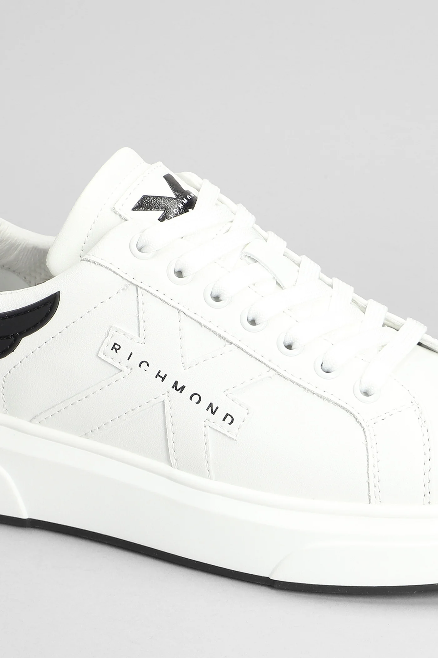 Sneakers in white leather - Image 5