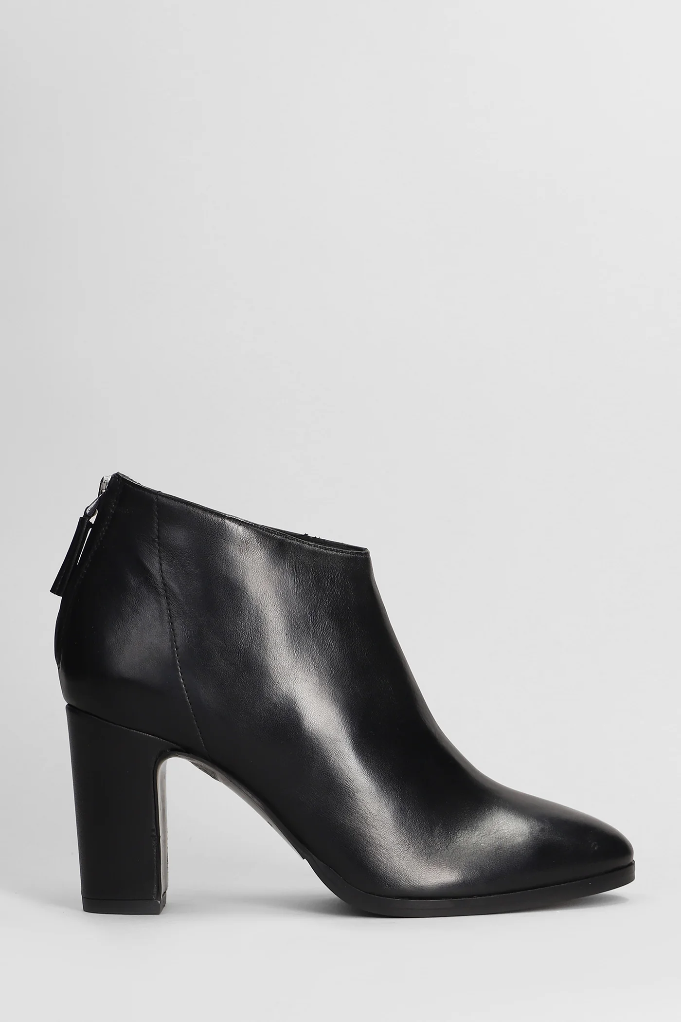 High heels Ankle boots in black leather