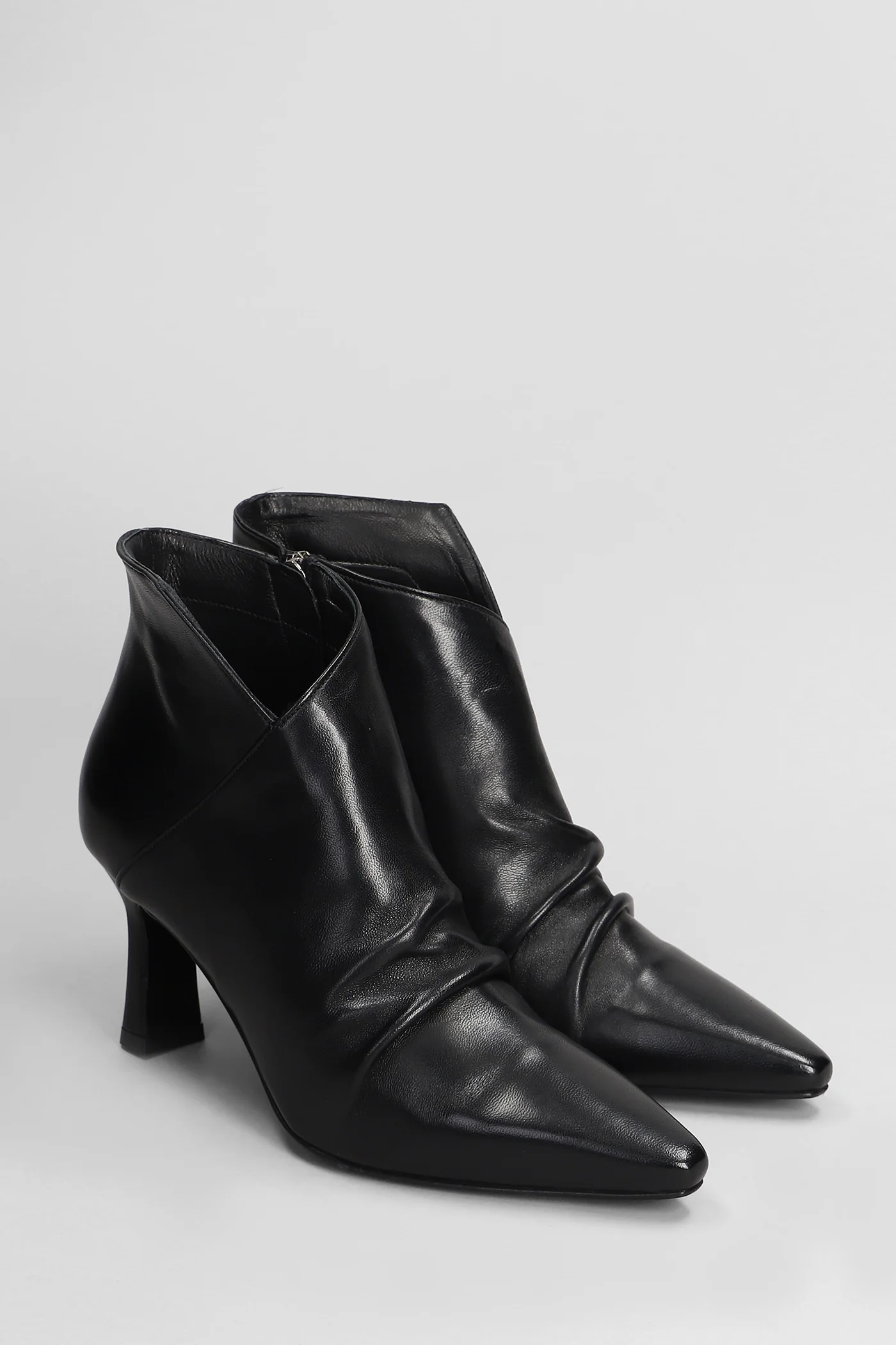 High heels Ankle boots in black leather - Image 2