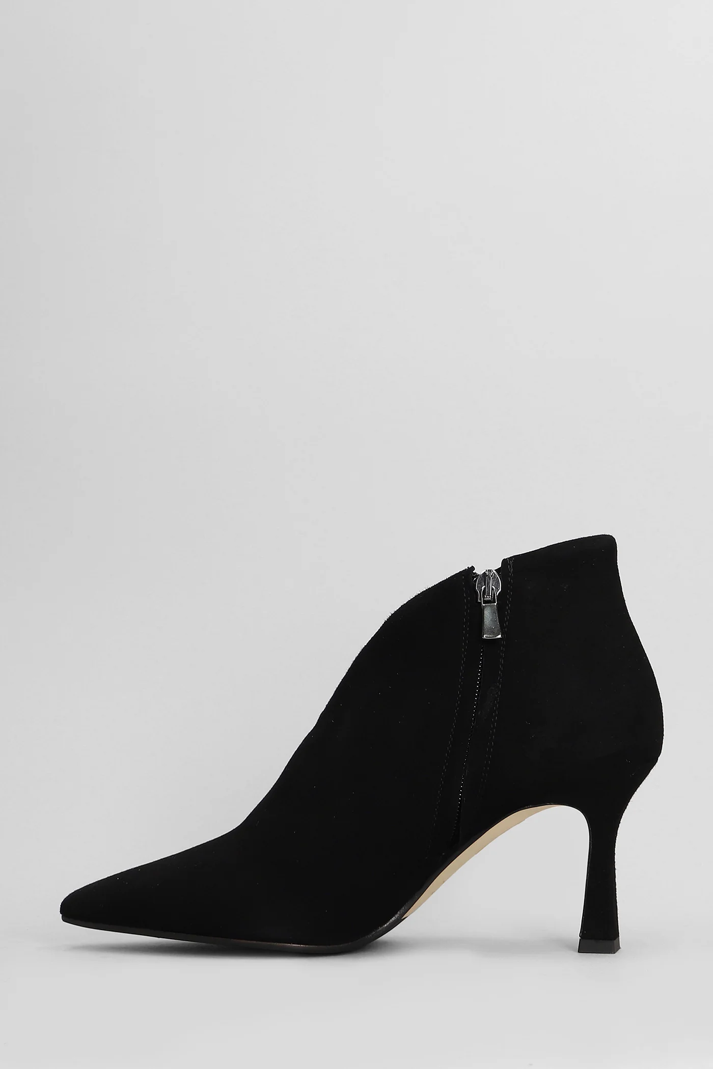 High heels Ankle boots in black suede - Image 3
