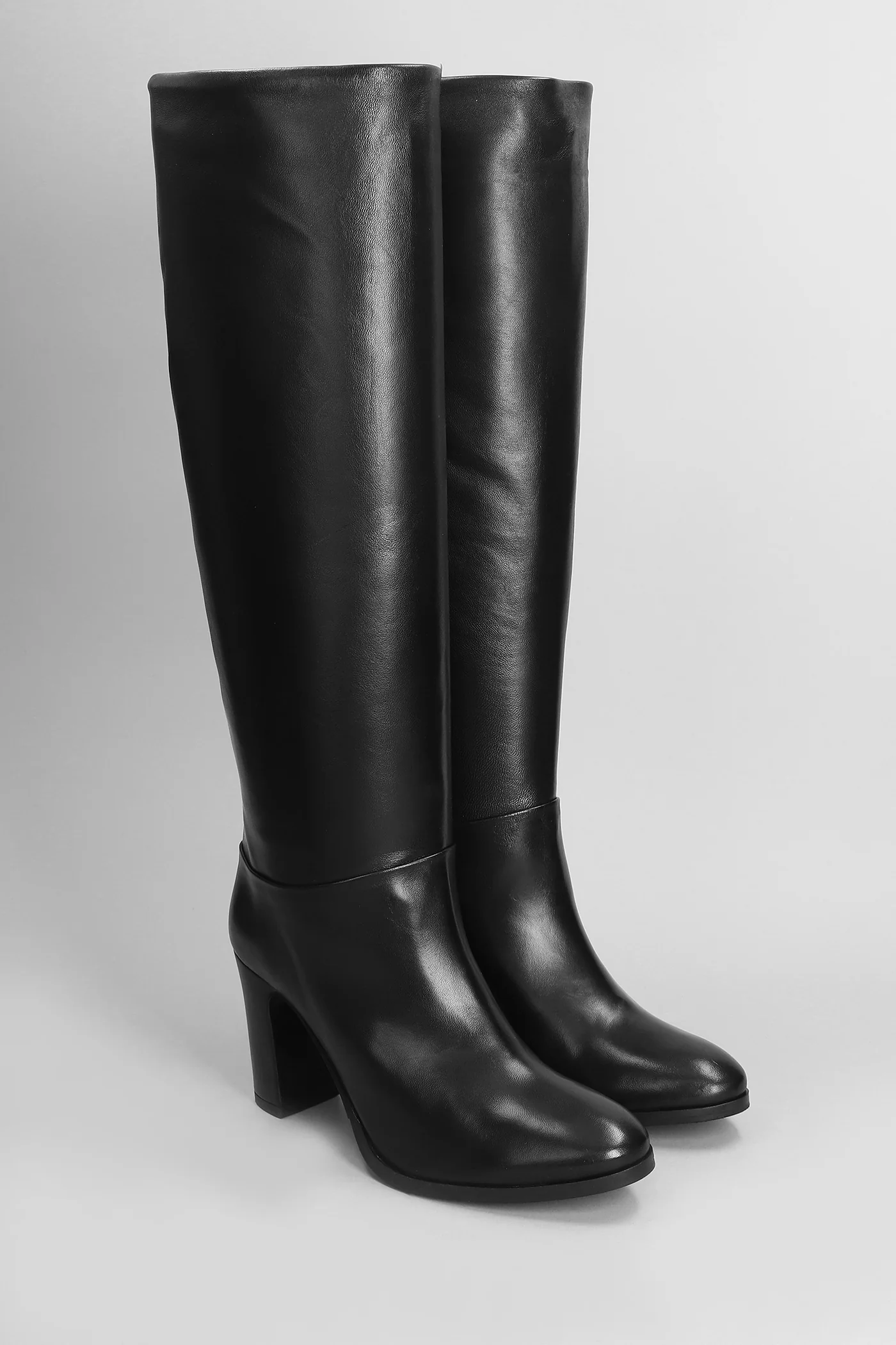 High heels boots in black leather - Image 2
