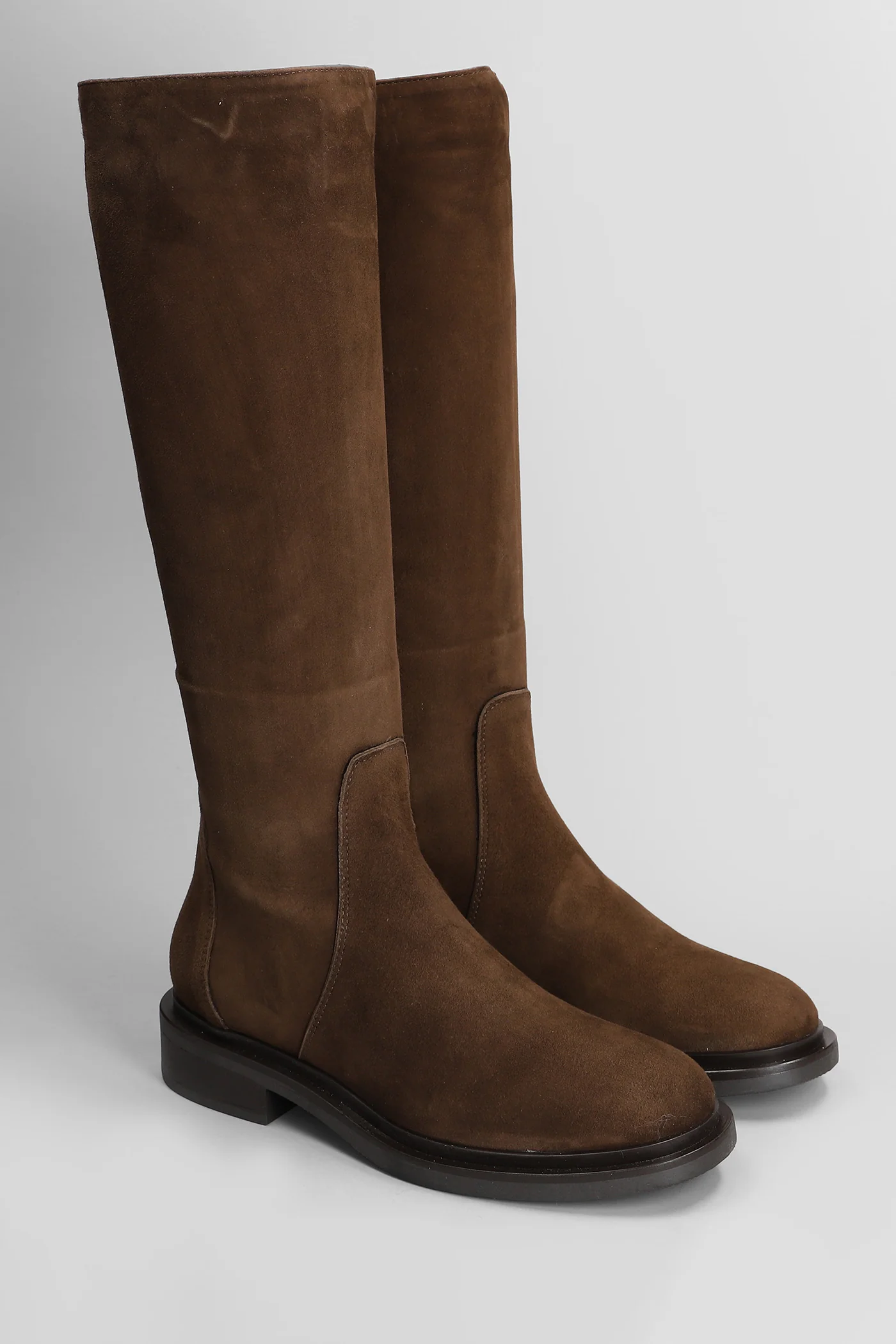 low heels boots in dark brown suede - Image 2