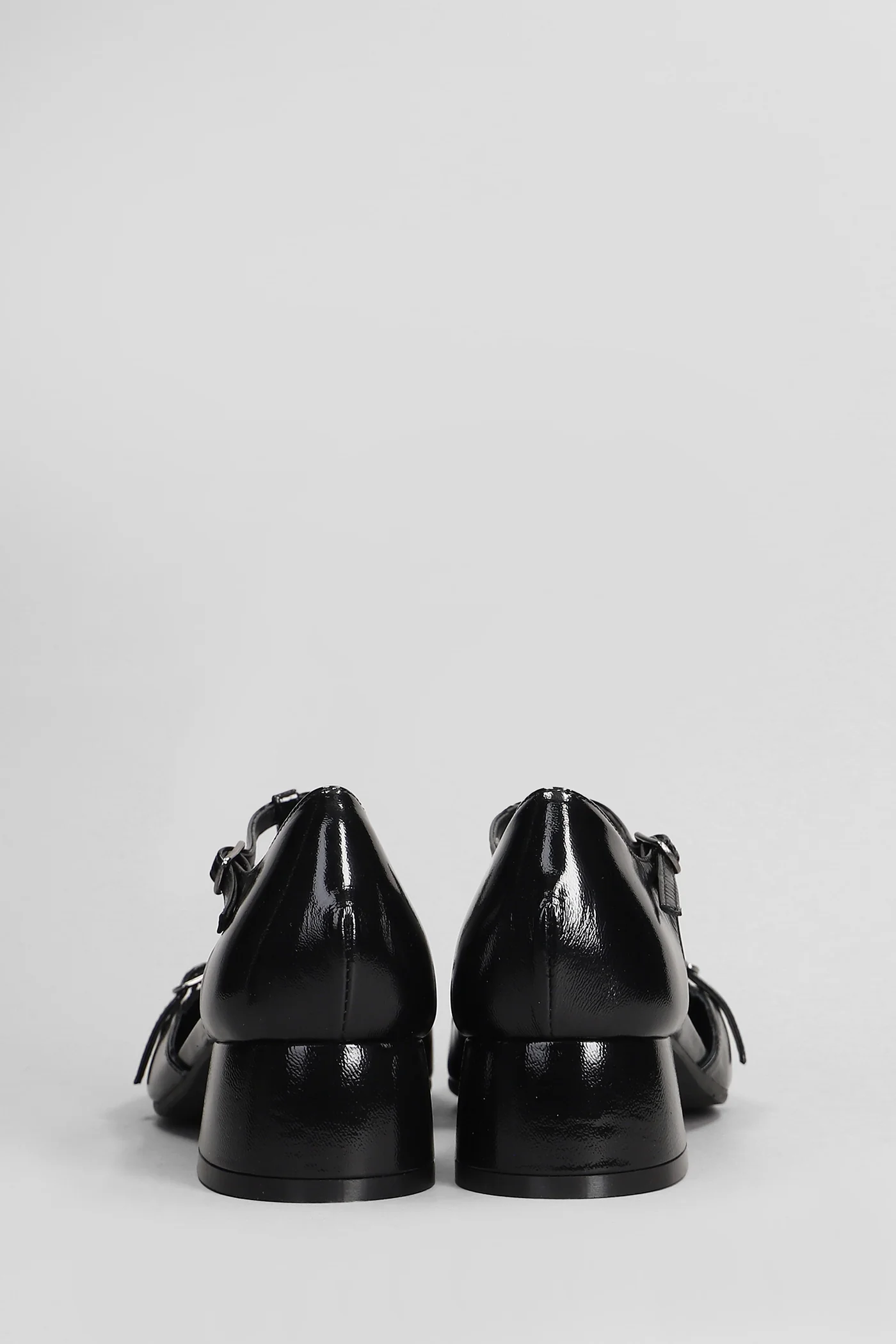 Pumps in black leather - Image 4