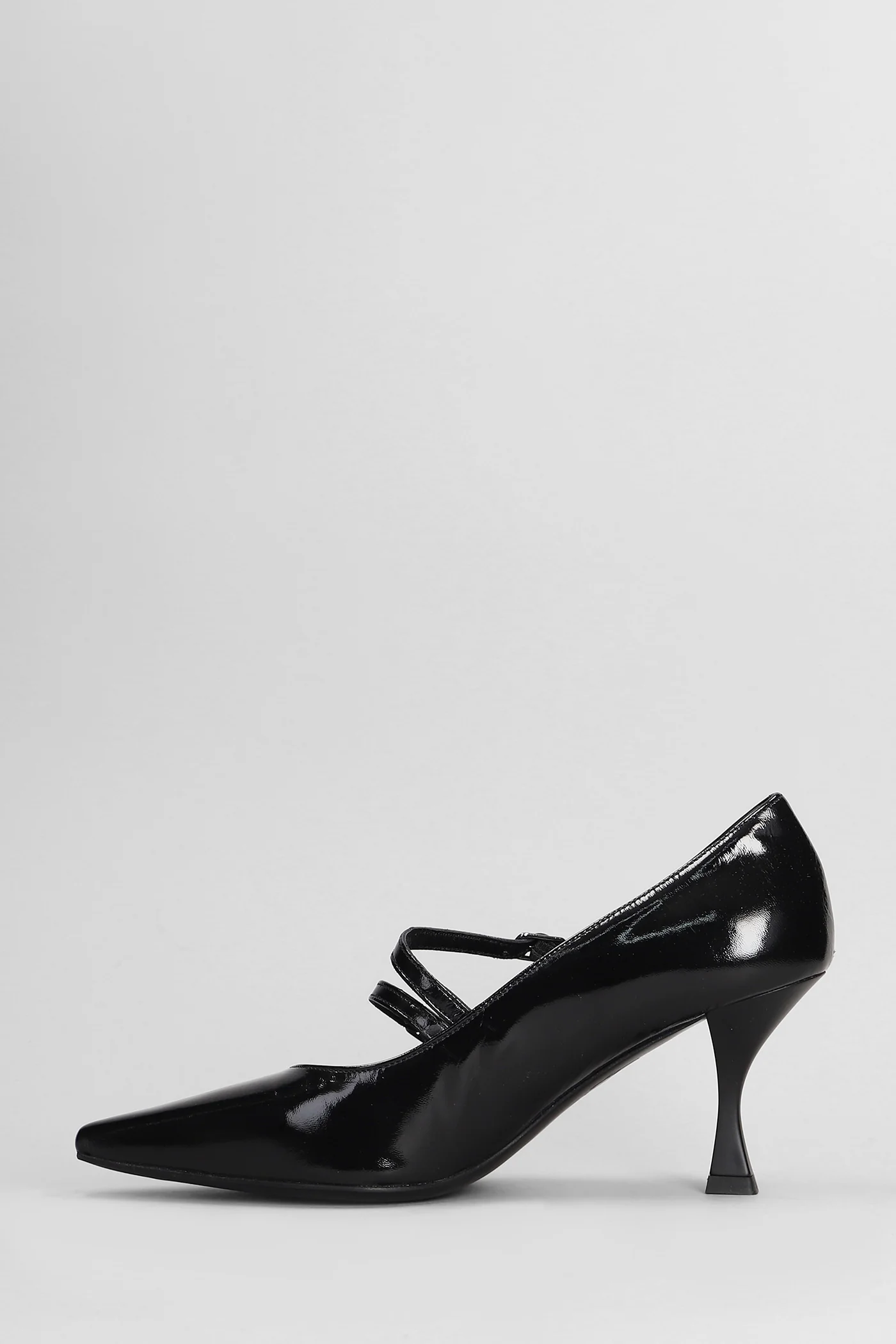 Pumps in black patent leather - Image 3