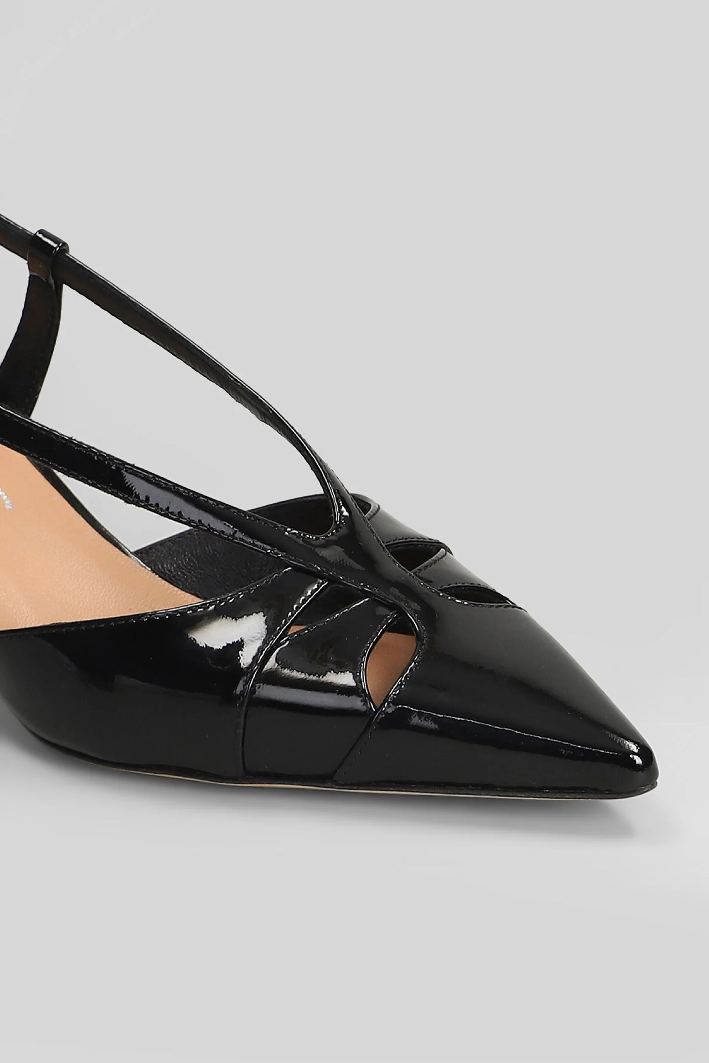 Pumps in black patent leather - Image 5