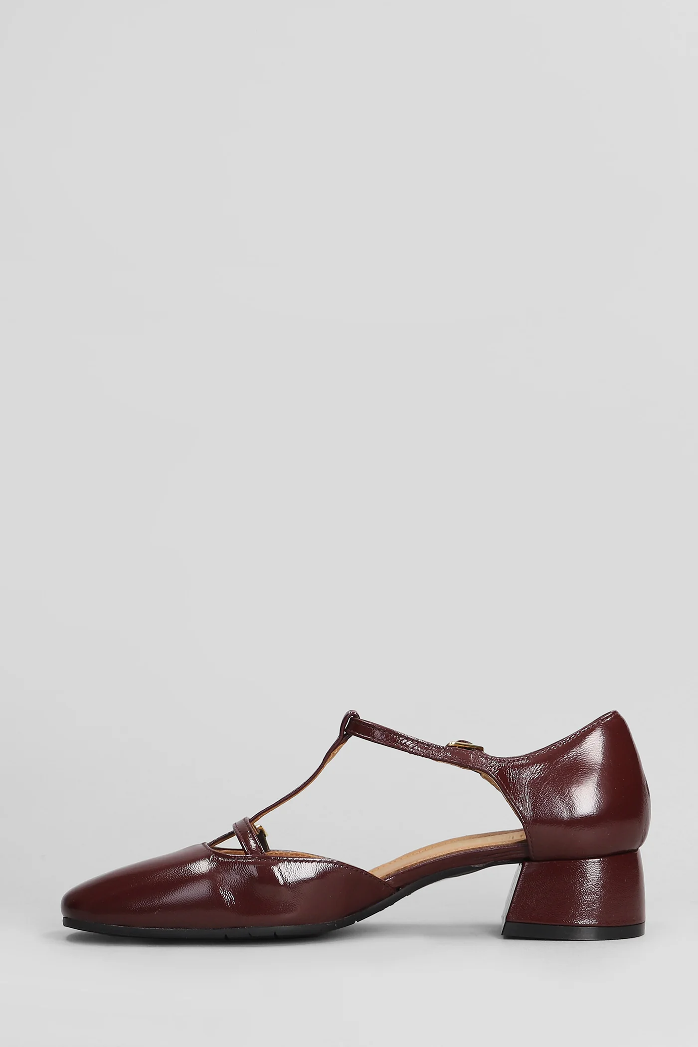 Pumps in bordeaux leather - Image 3