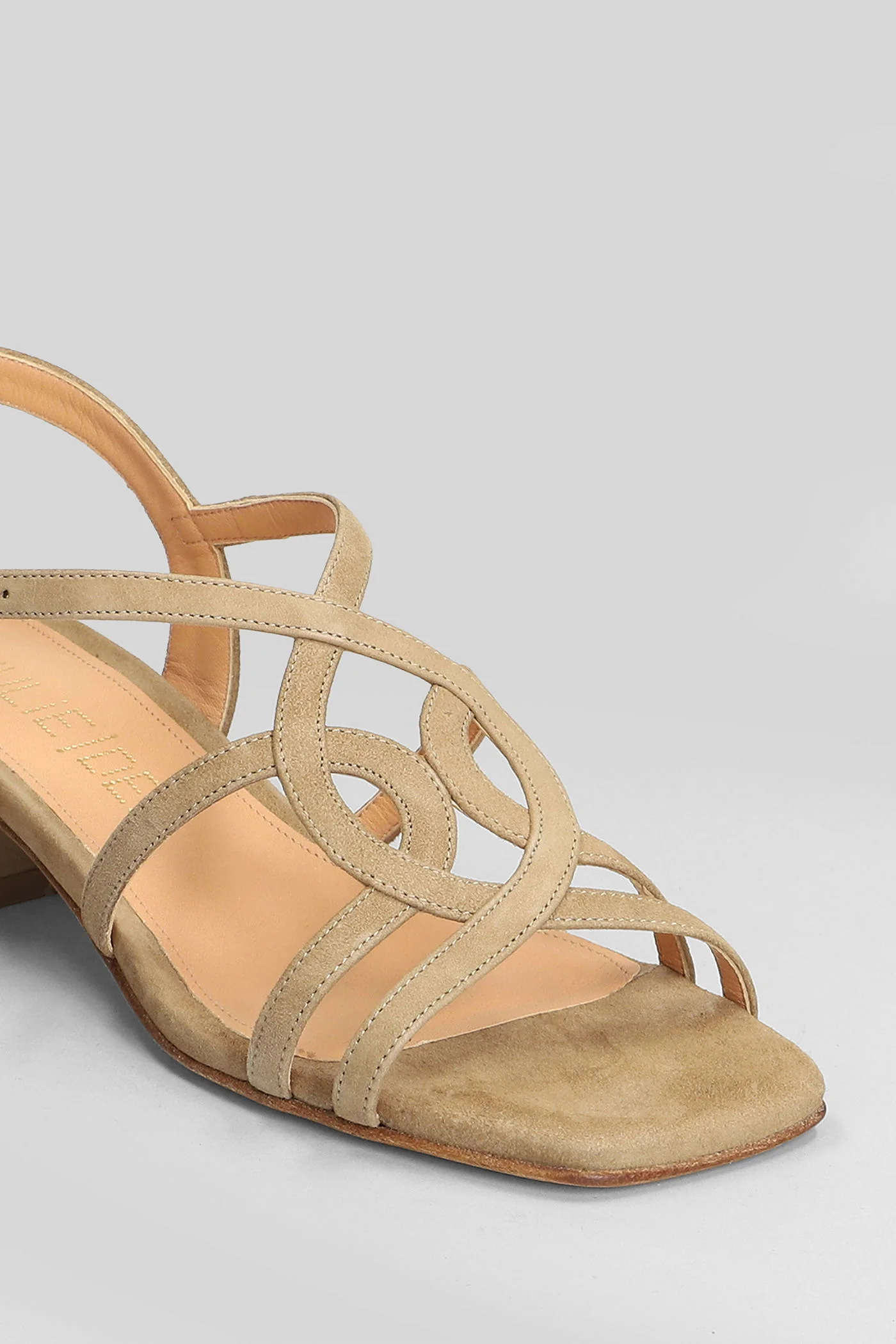 Sandals in beige suede - Image 5