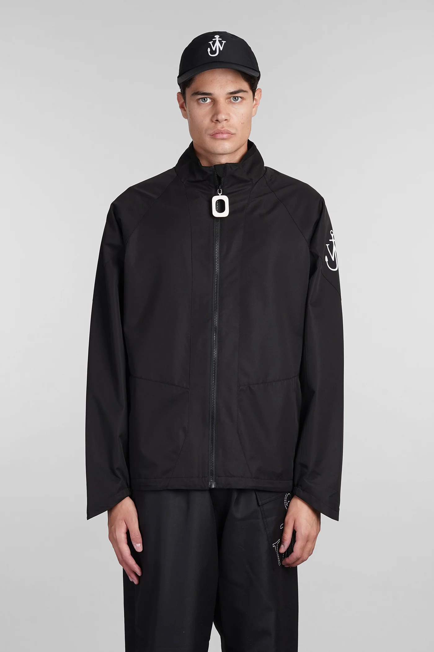 Casual jacket in black polyester