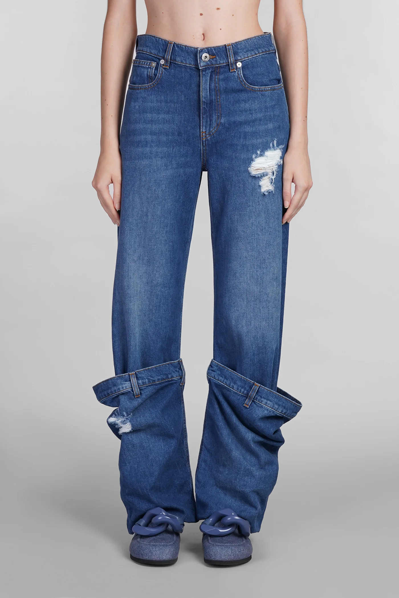 Jeans in blue denim