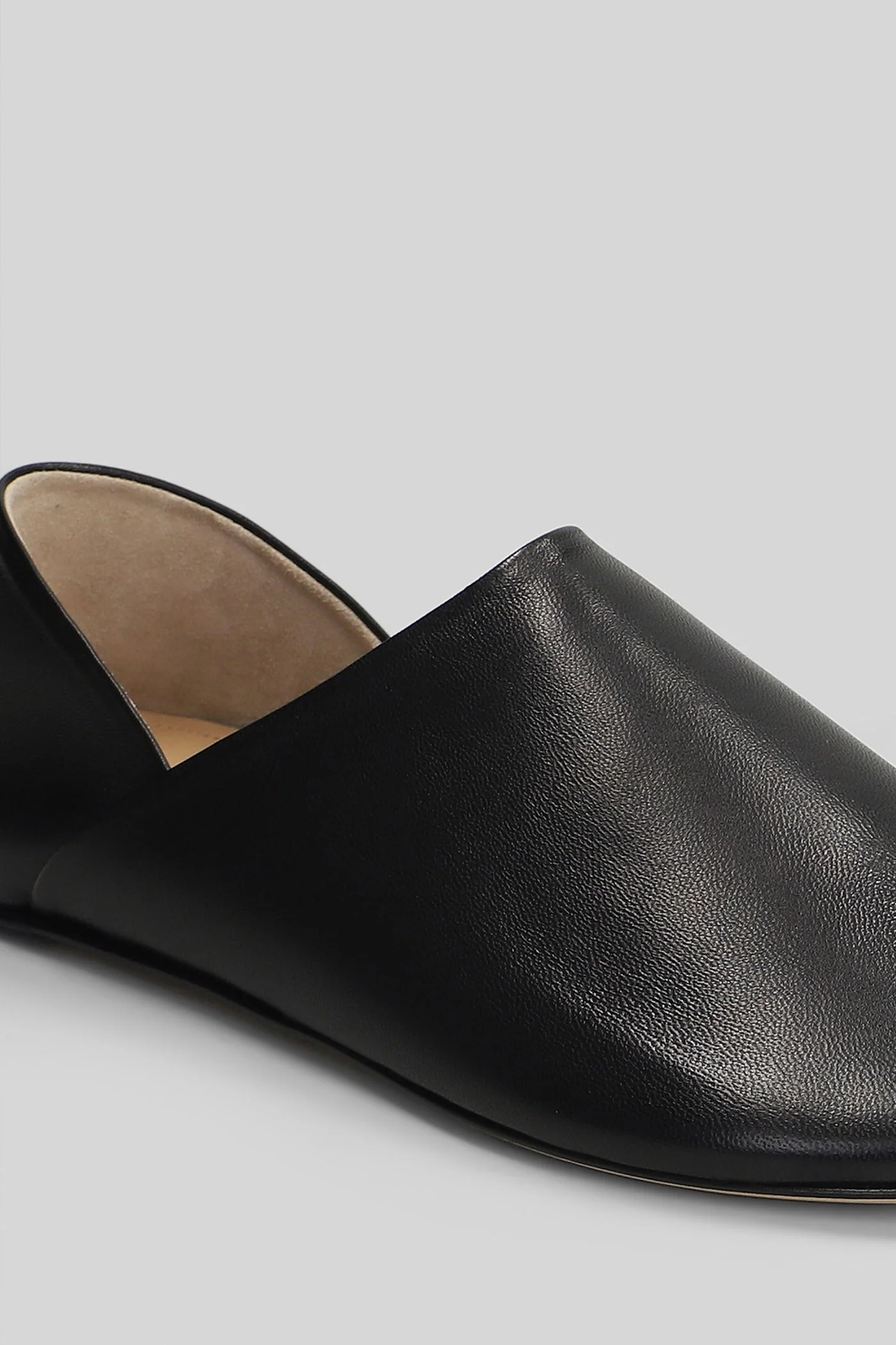 Loafers in black leather - Image 20