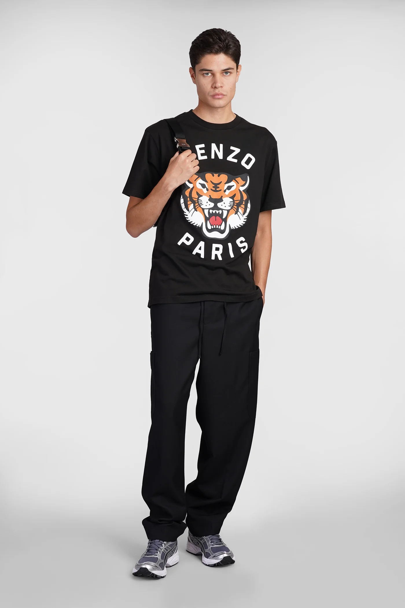 T-Shirt in black cotton - Image 2