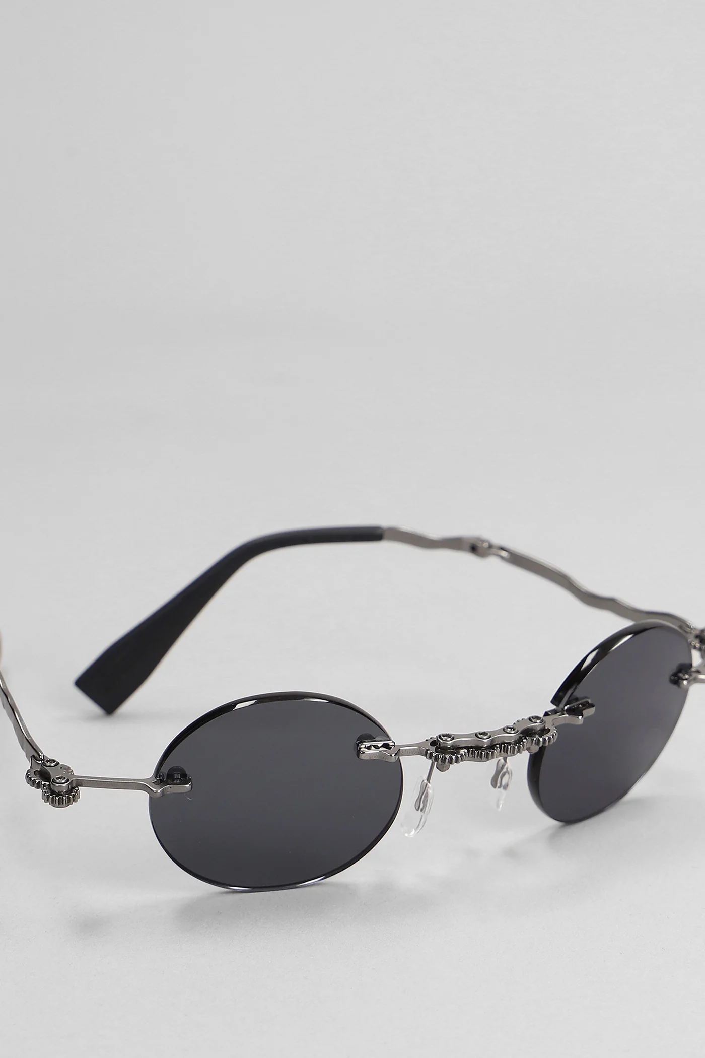 H42 Sunglasses in silver metal alloy - Image 4