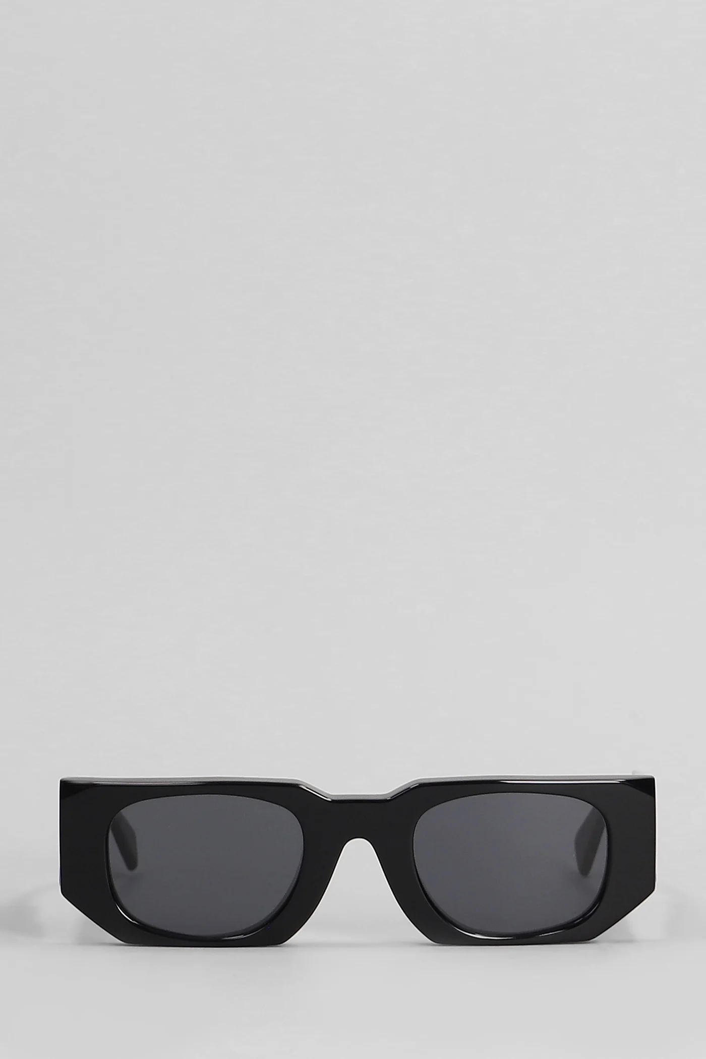 U8 Sunglasses in black acetate