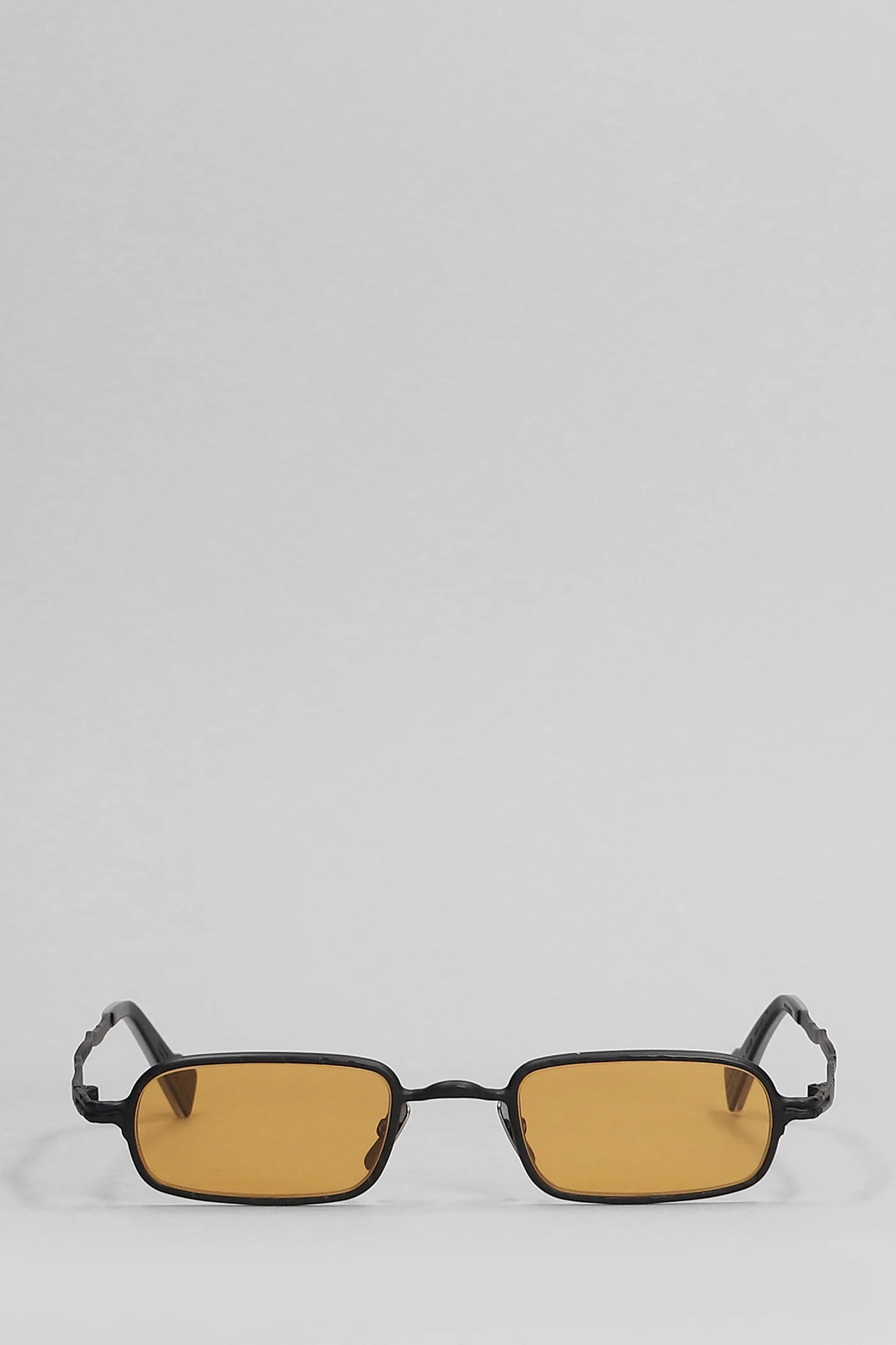 Z18 Sunglasses in black metal alloy