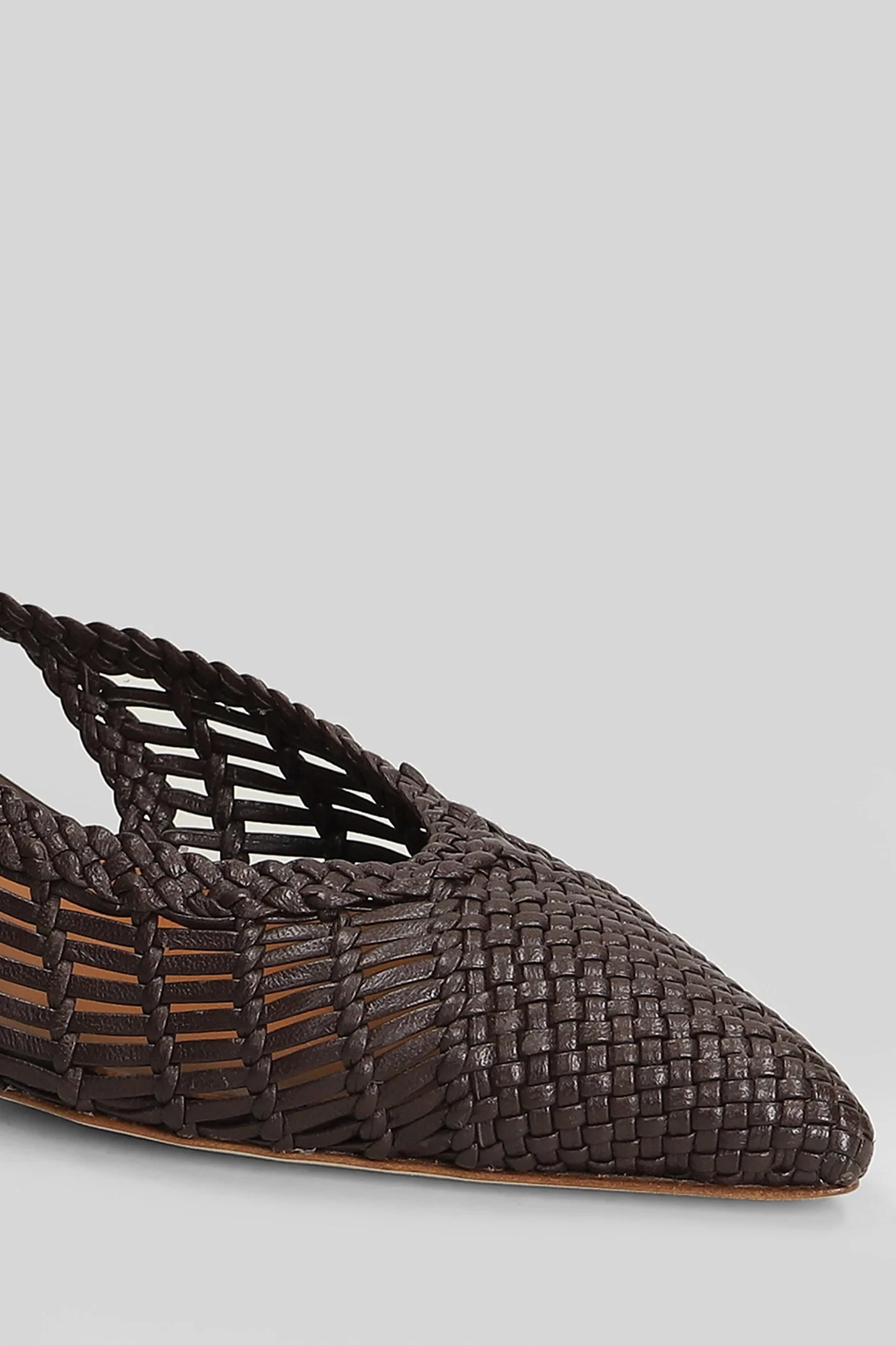 Pumps in brown leather - Image 5