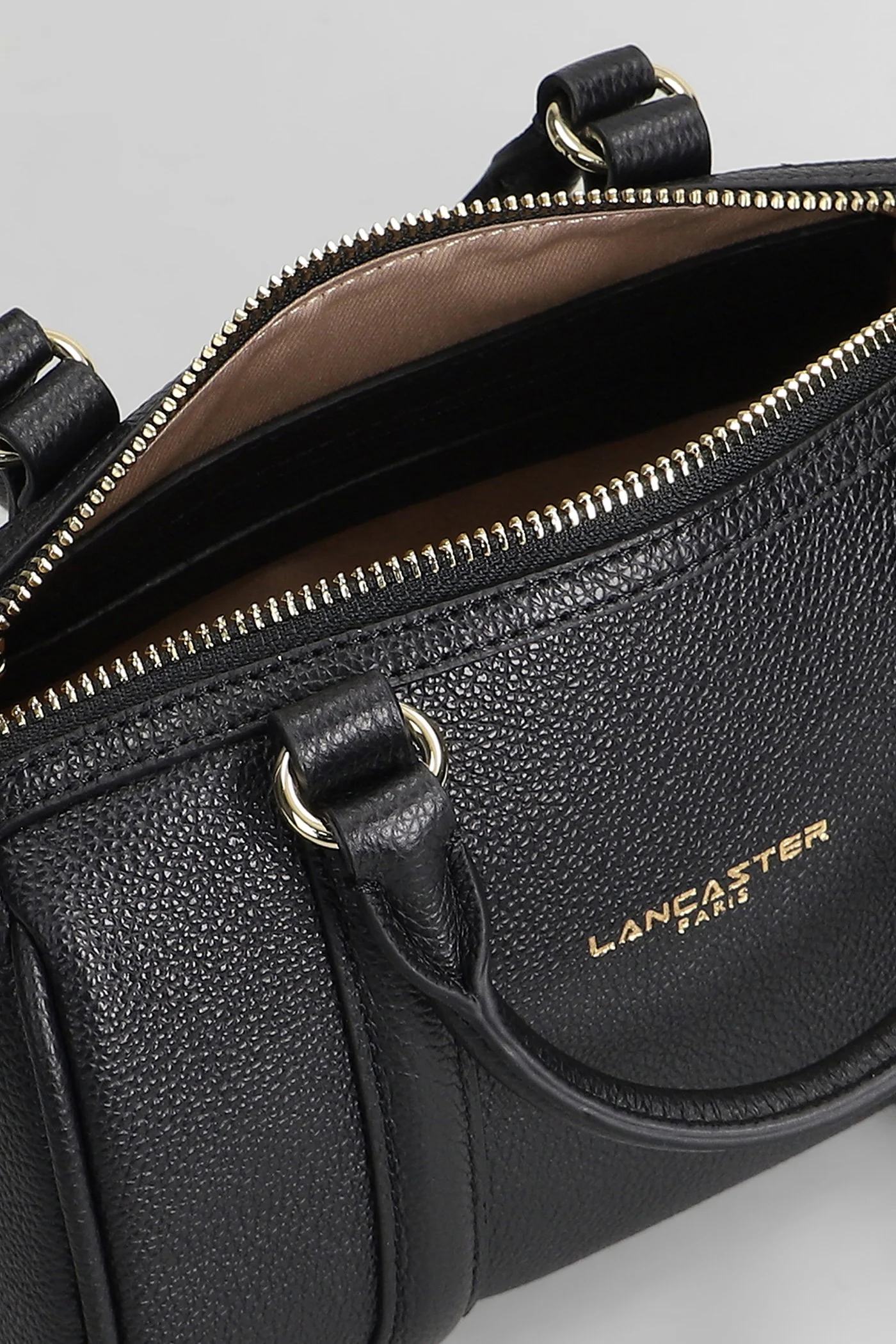 Milano Ana Hand bag in black leather - Image 4