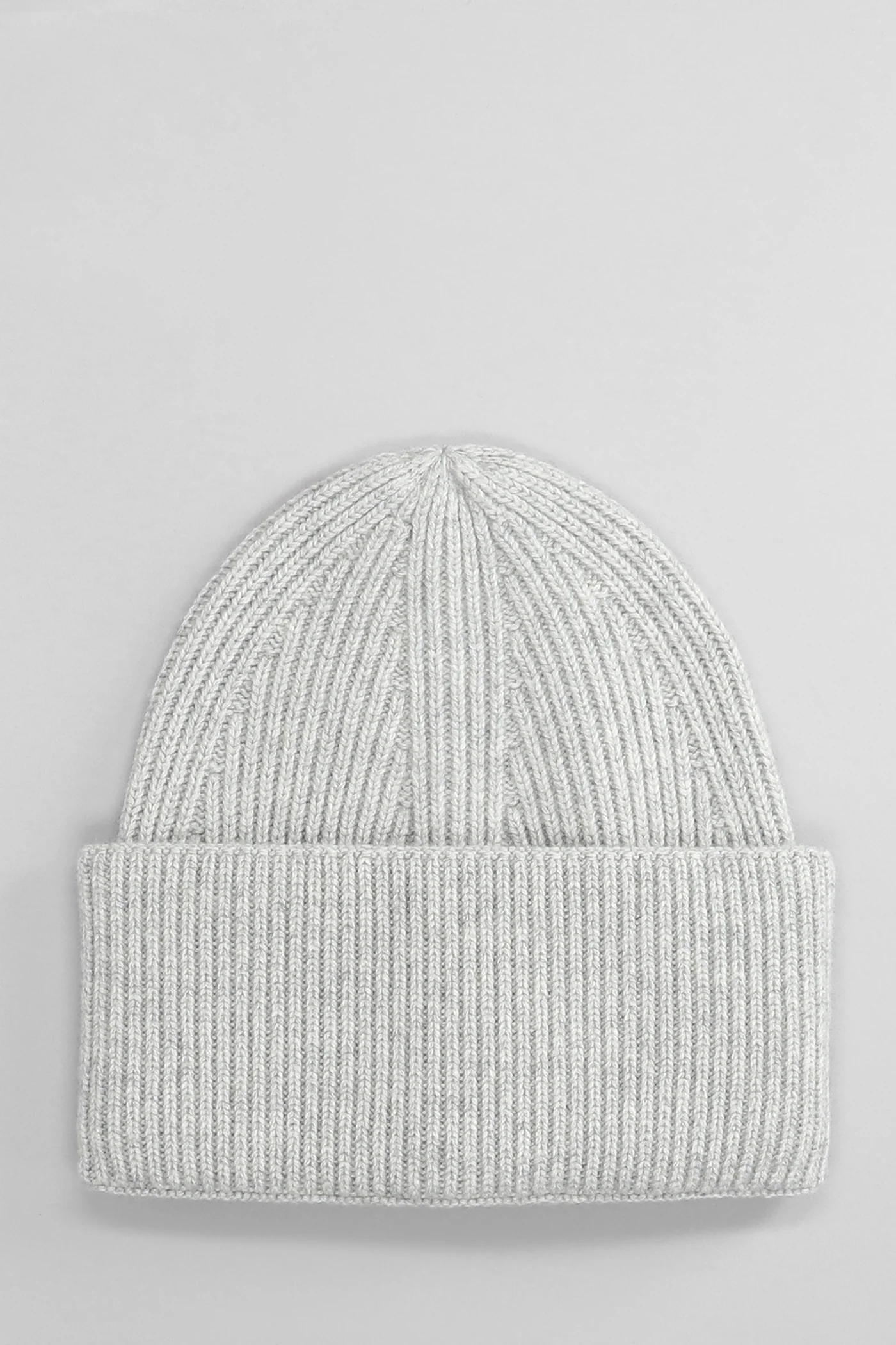 Hats in grey cashmere