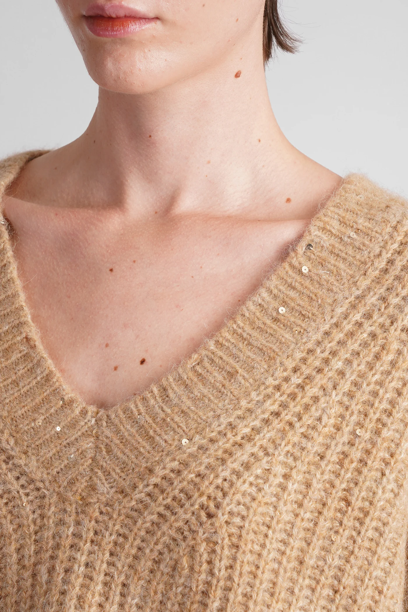 Knitwear in Camel cashmere - Image 5