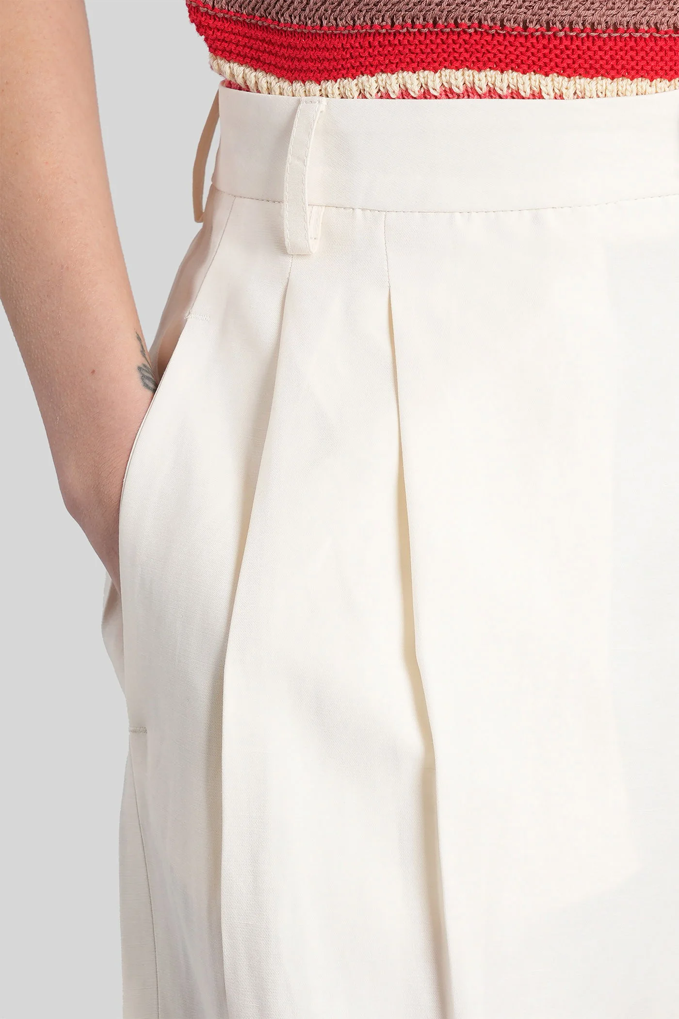 Pants in beige viscose - Image 5