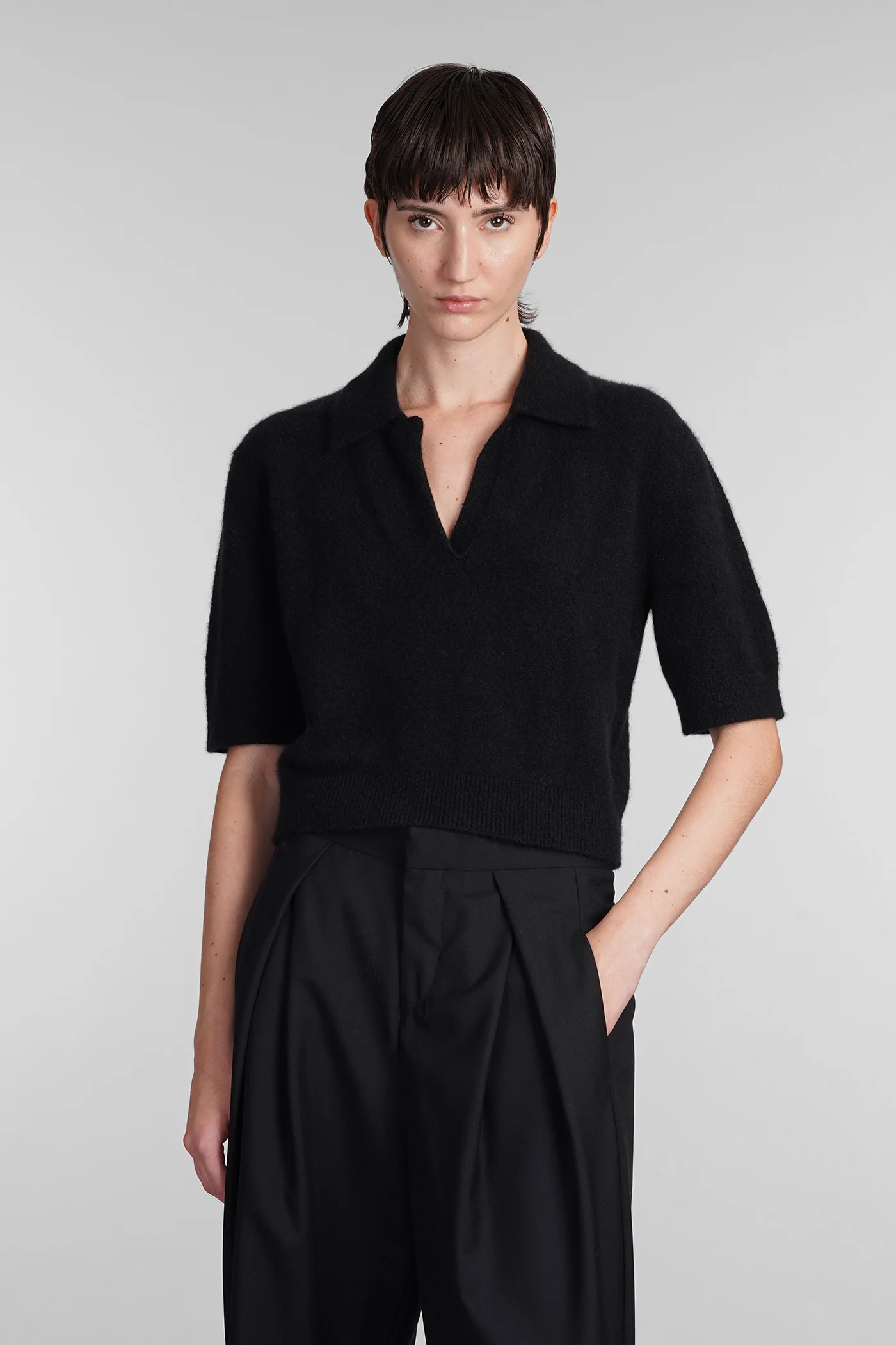 Polo in black cashmere