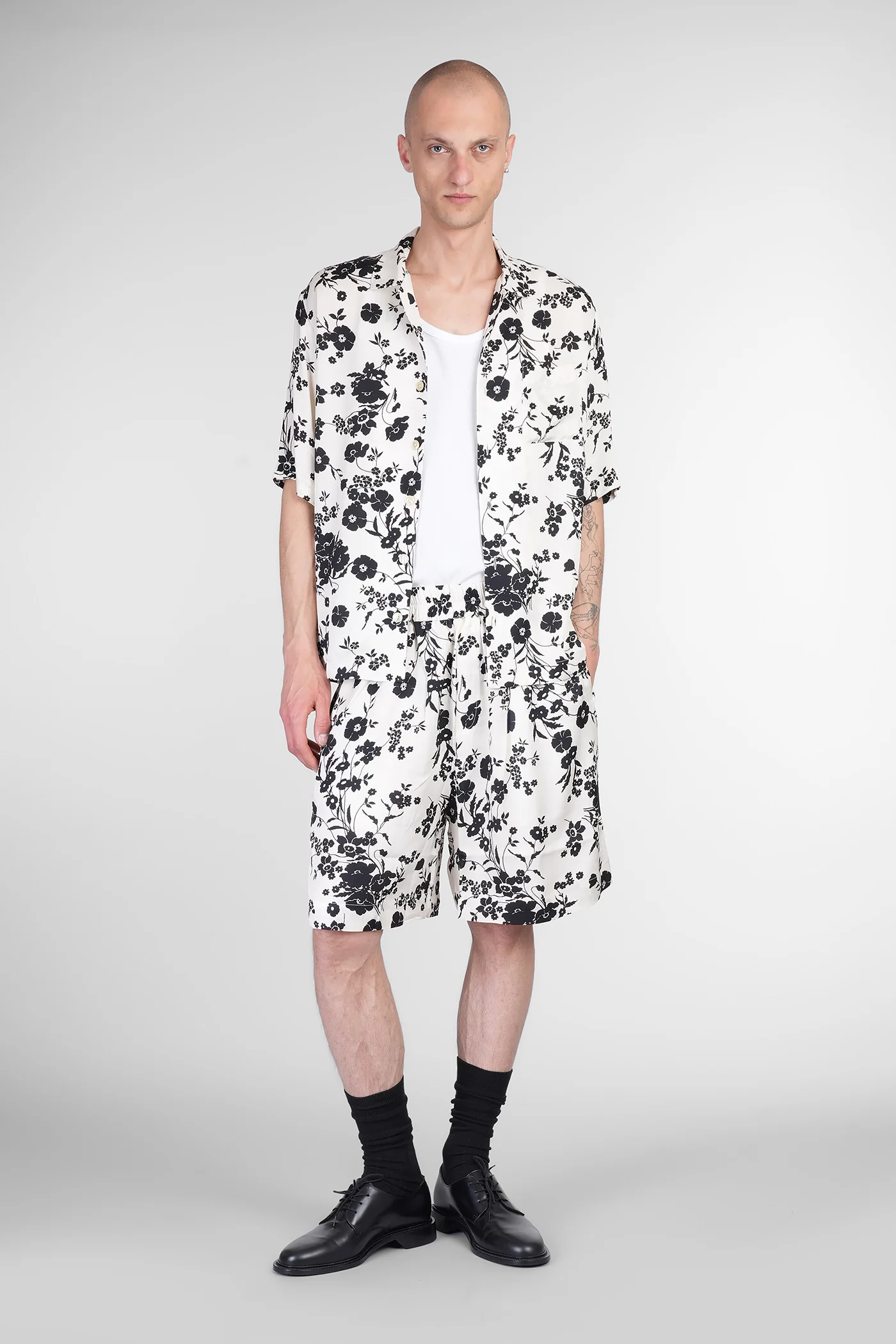 Shorts in beige viscose - Image 2