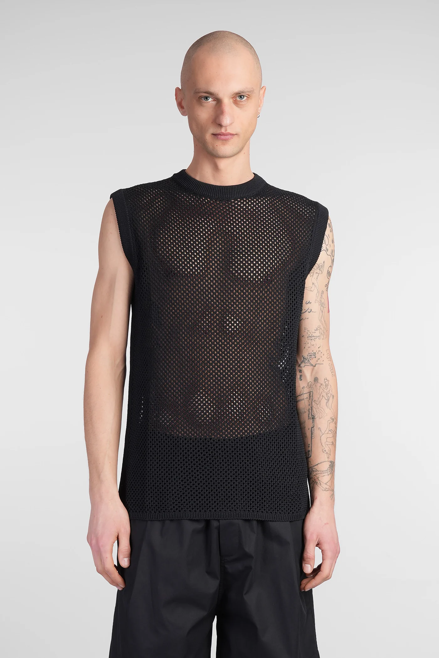 Vest in black viscose