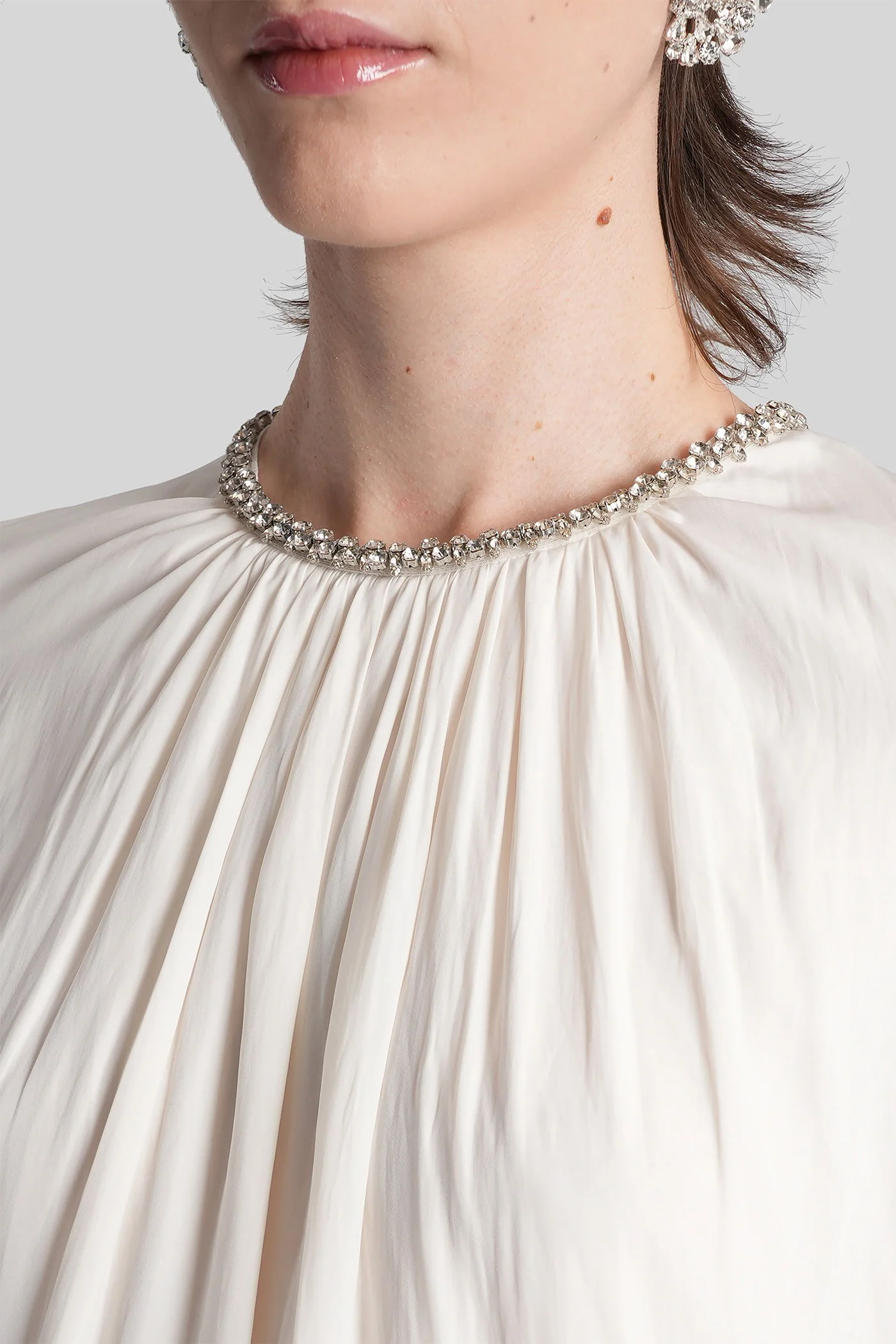Long dress in white polyester - Image 5